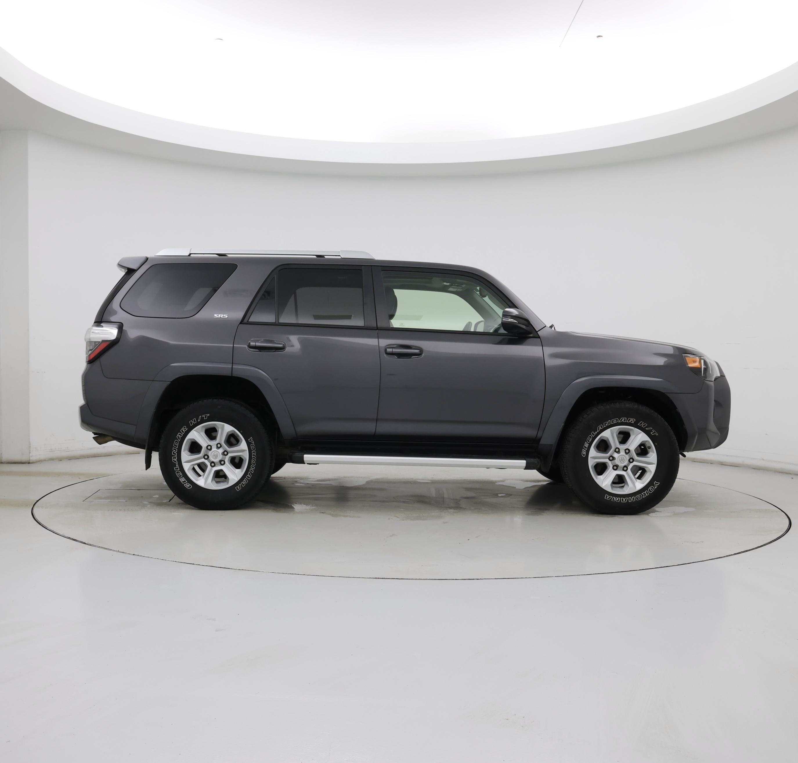 Thumbnail: 2018 Toyota 4Runner - 7