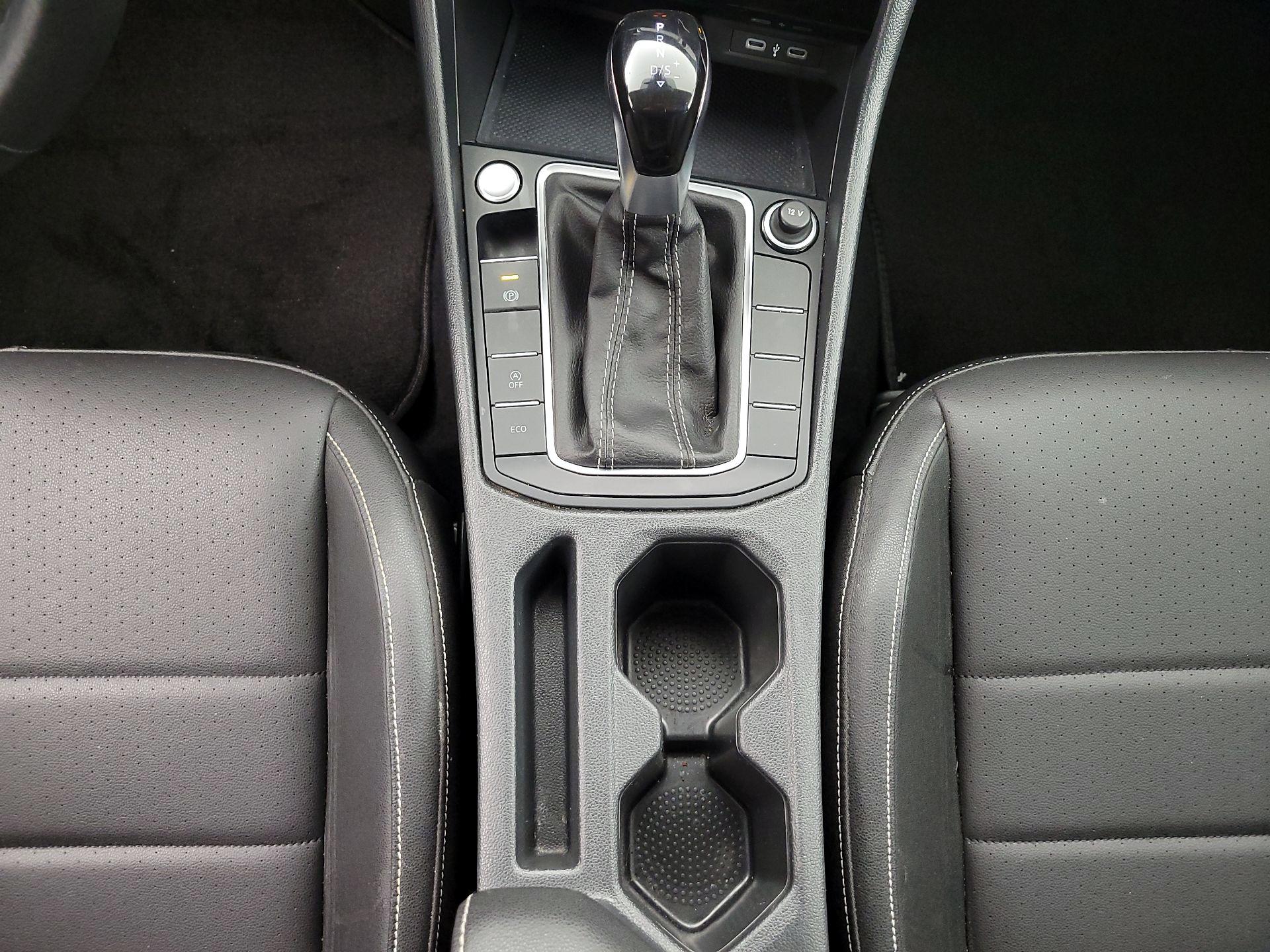 Thumbnail: 2024 Volkswagen Jetta - 17