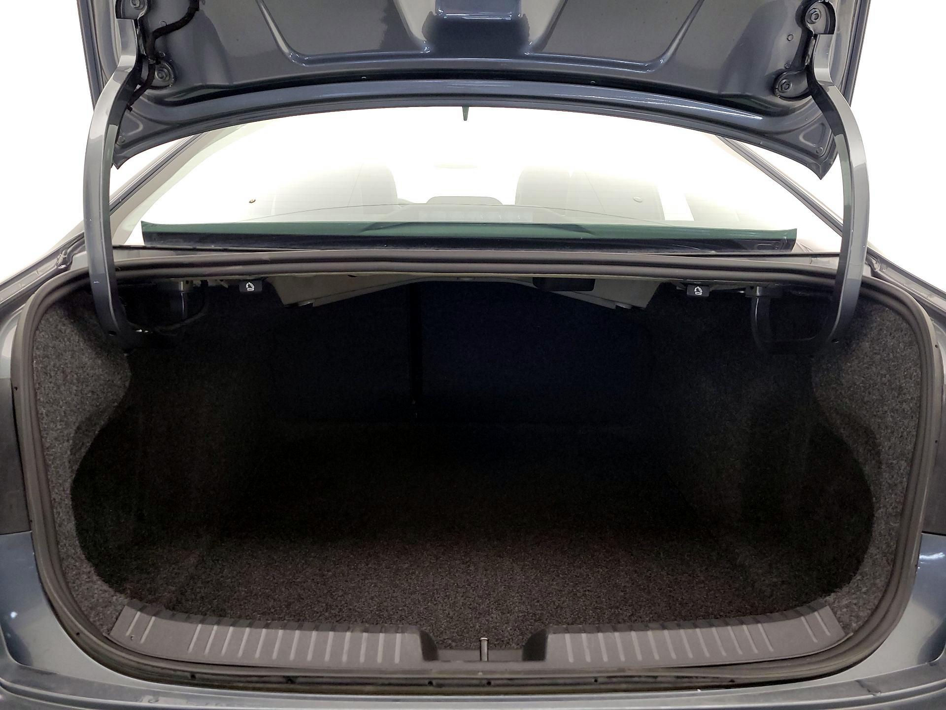 Thumbnail: 2024 Volkswagen Jetta - 20