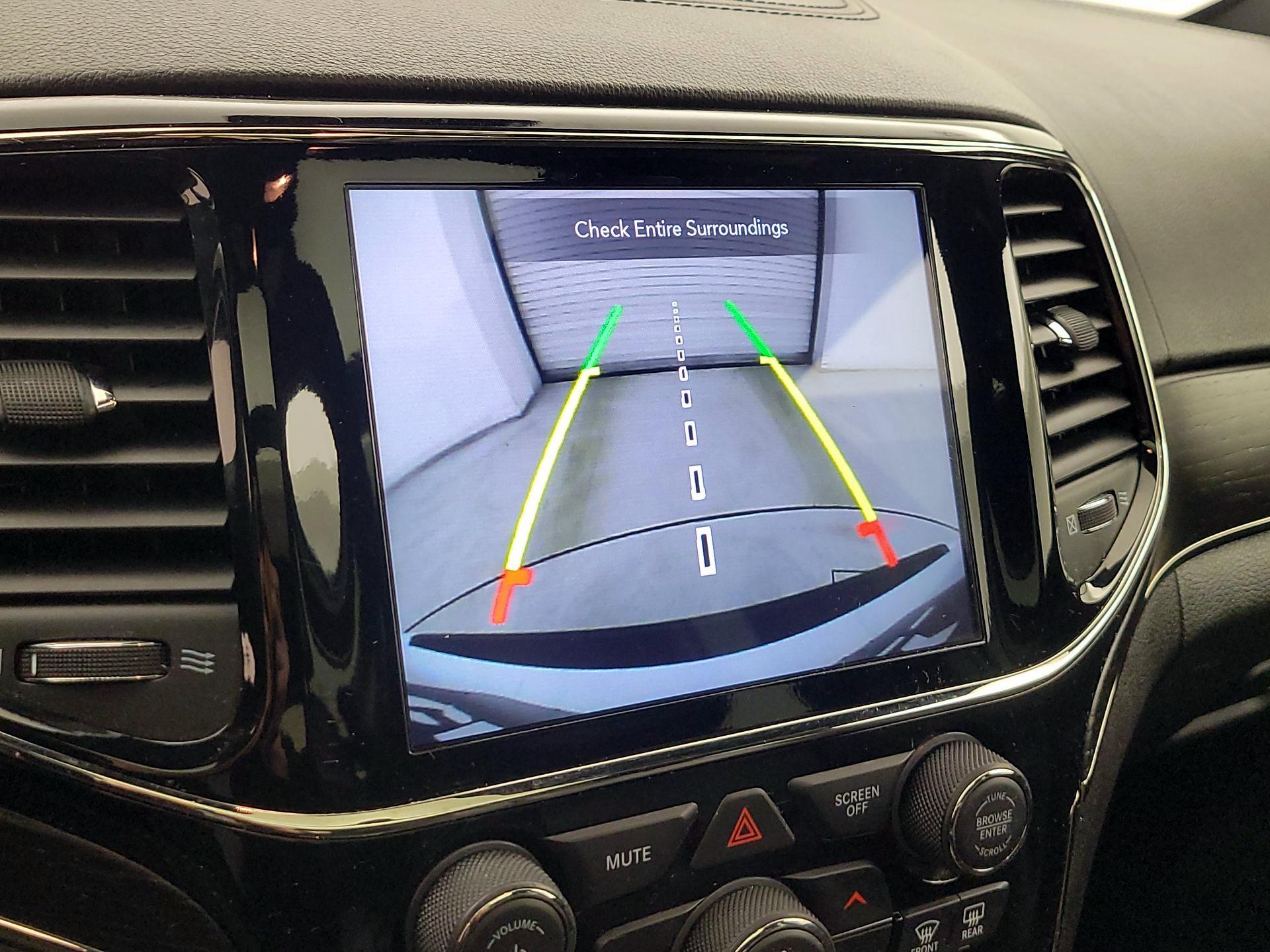 Thumbnail: 2021 Jeep Grand Cherokee - 15