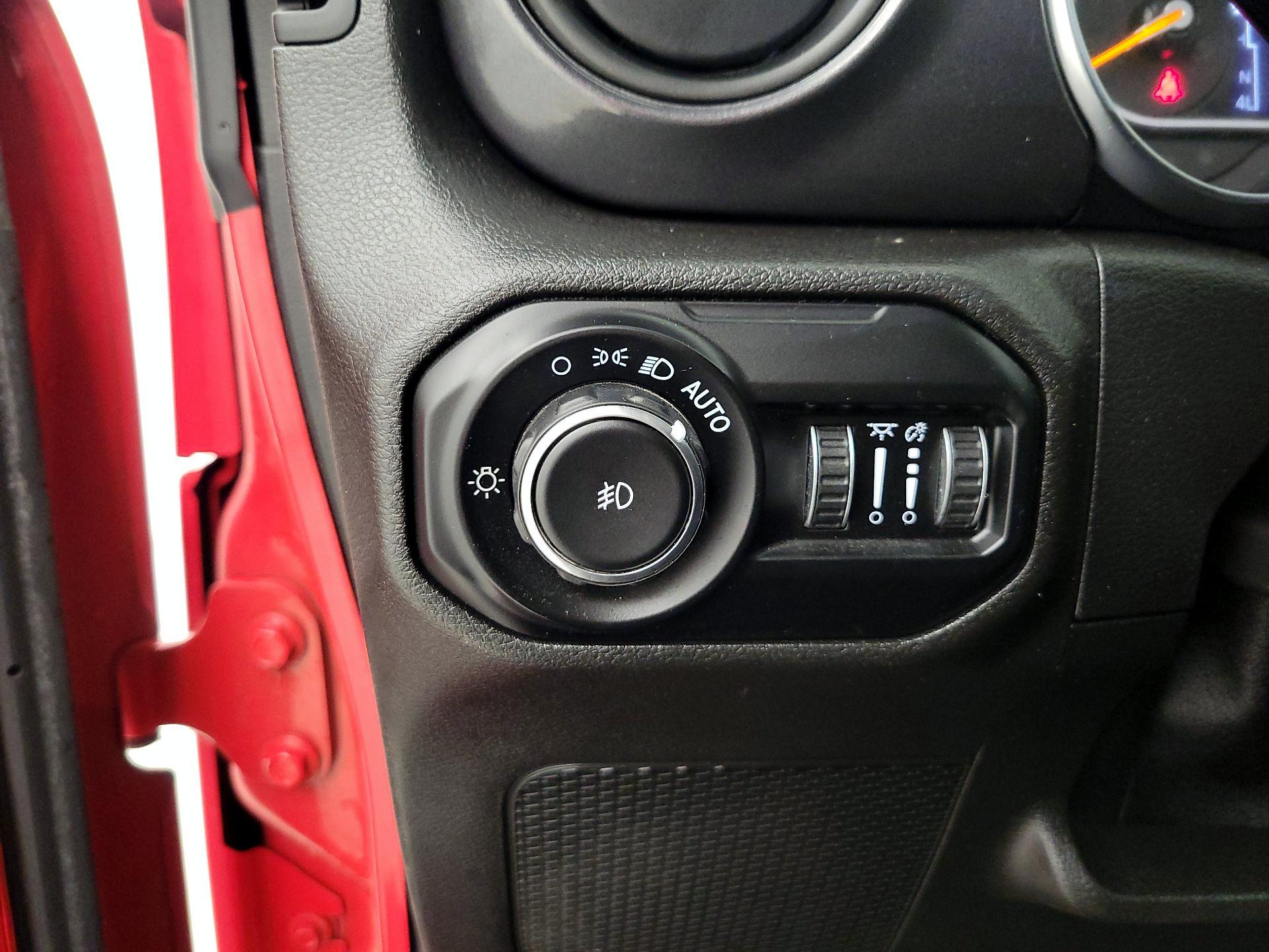 Thumbnail: 2021 Jeep Wrangler - 13