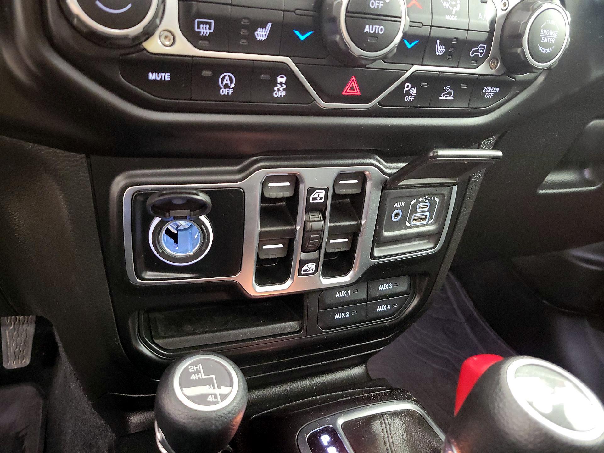 Thumbnail: 2021 Jeep Wrangler - 19