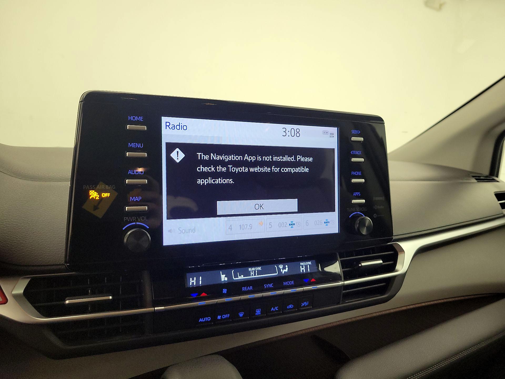 Thumbnail: 2024 Toyota Sienna - 14