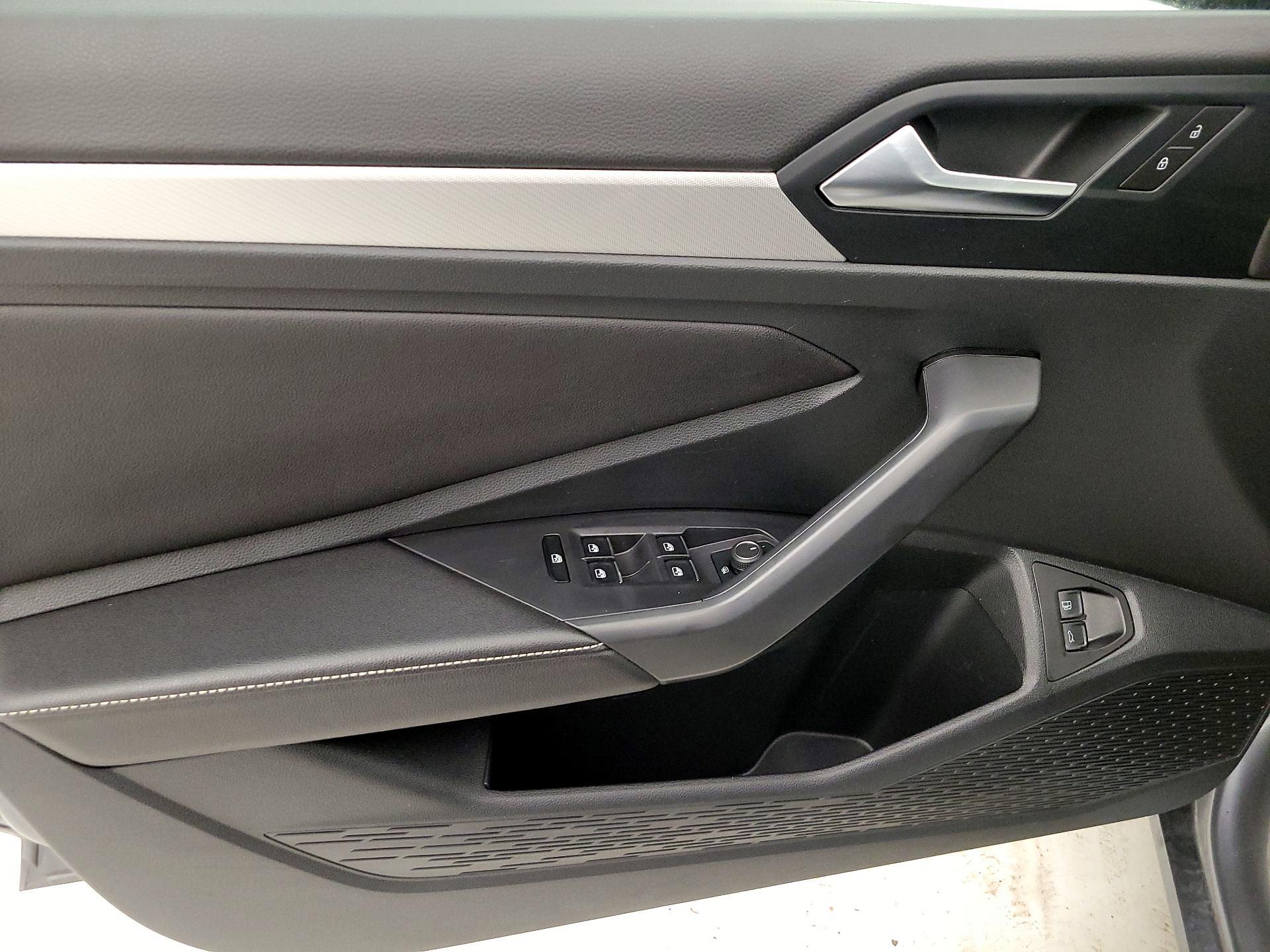 Thumbnail: 2024 Volkswagen Jetta - 12