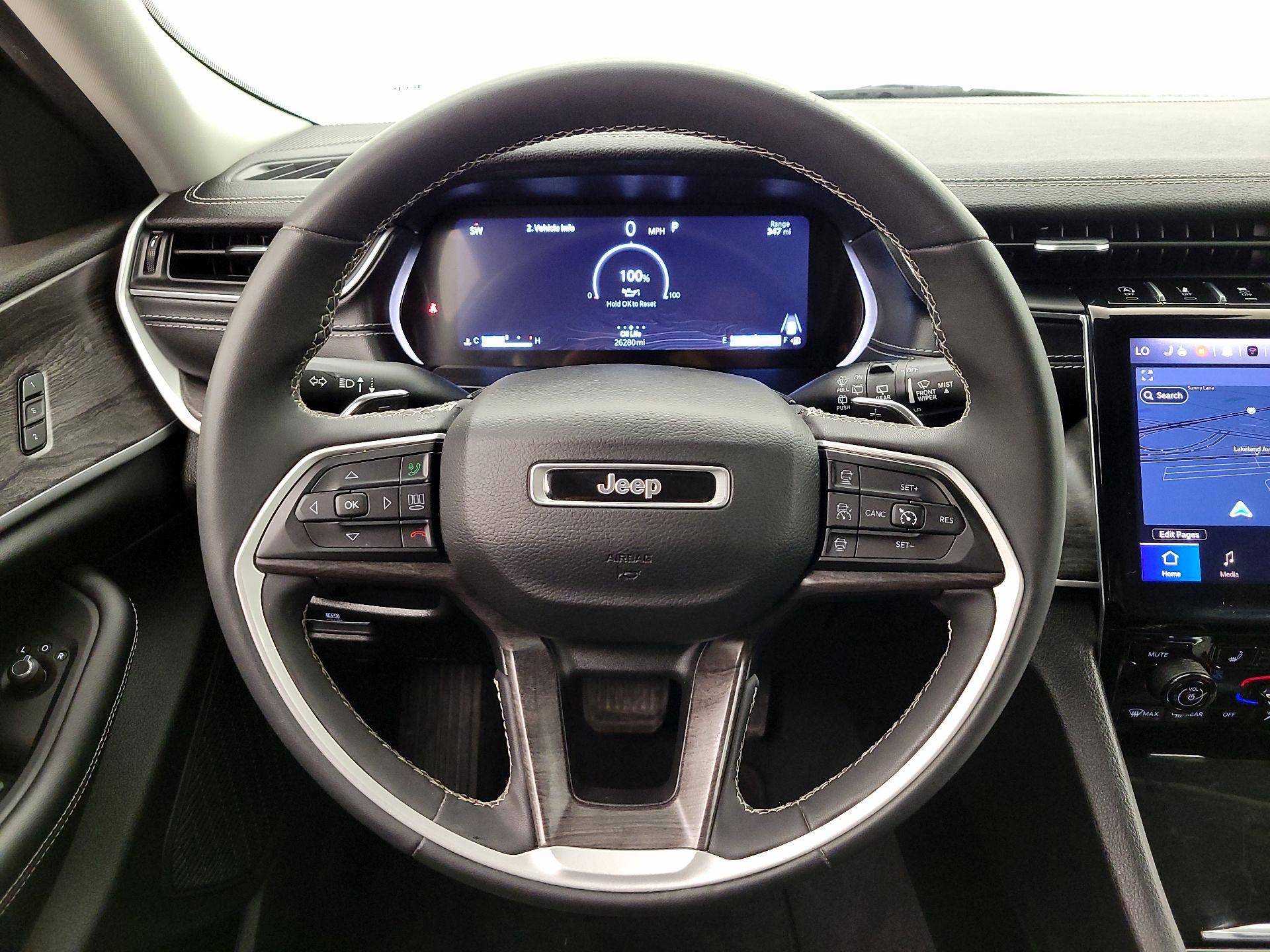 Thumbnail: 2023 Jeep Grand Cherokee L - 10