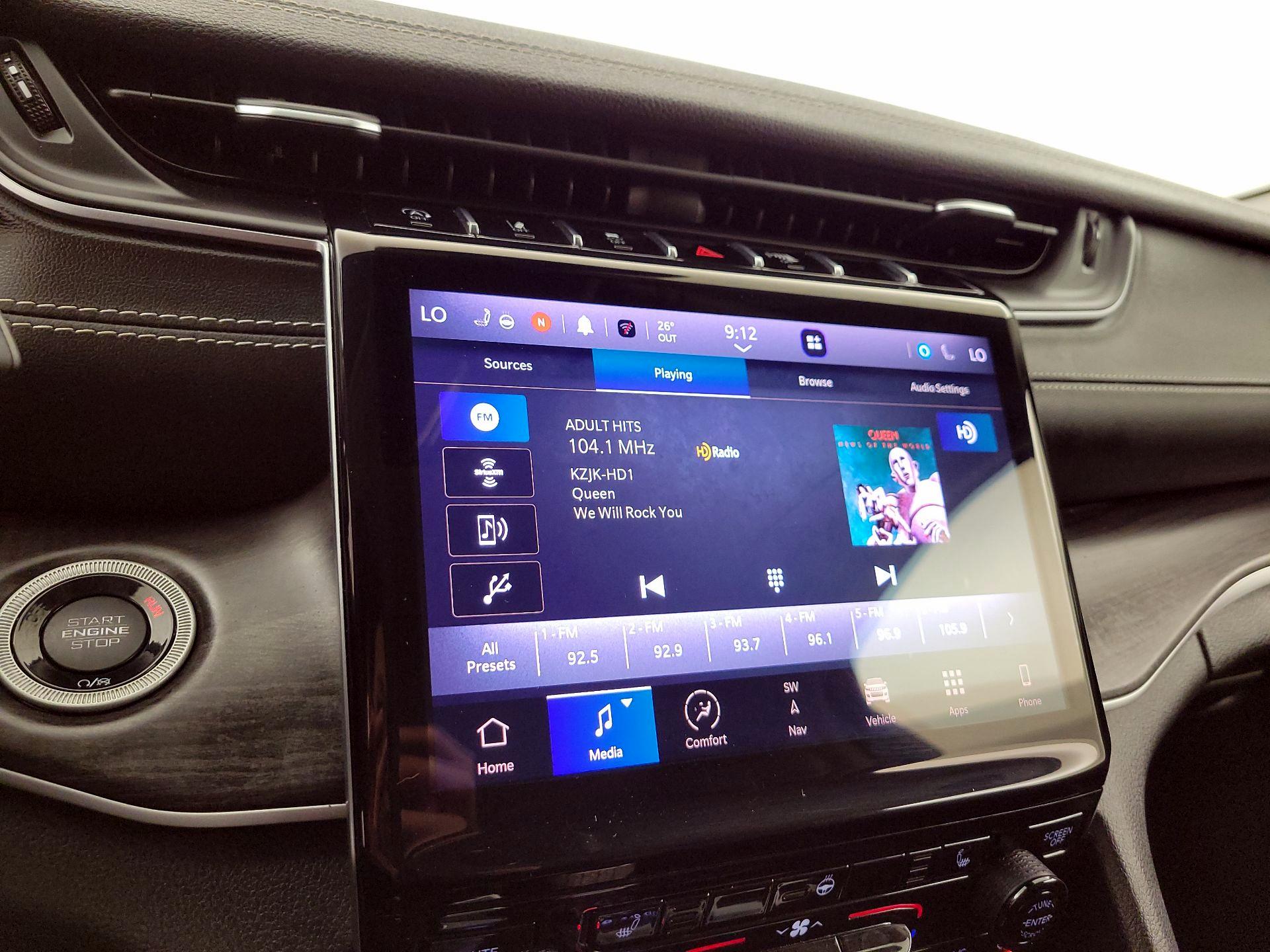 Thumbnail: 2023 Jeep Grand Cherokee L - 16