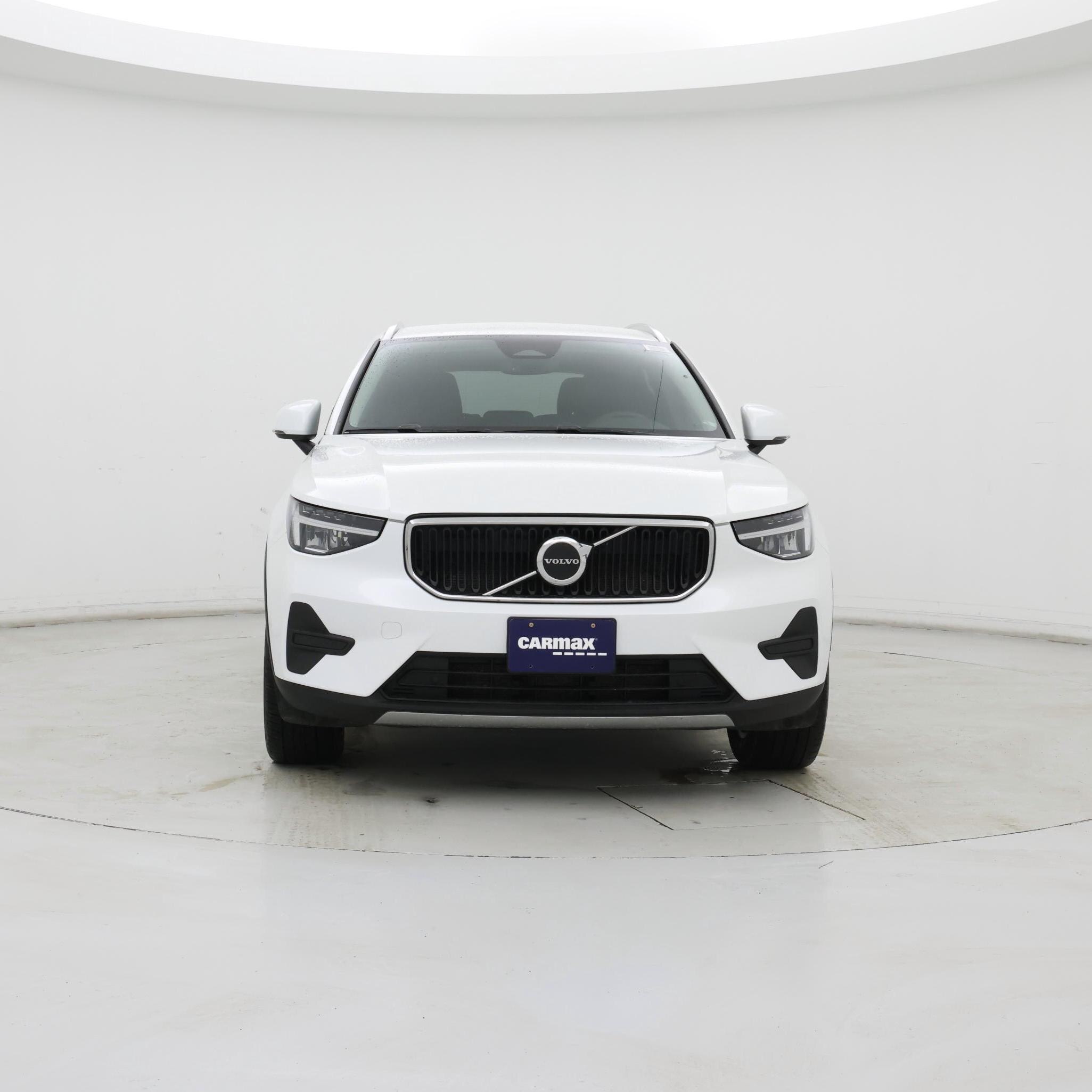 Thumbnail: 2023 Volvo XC40 - 5