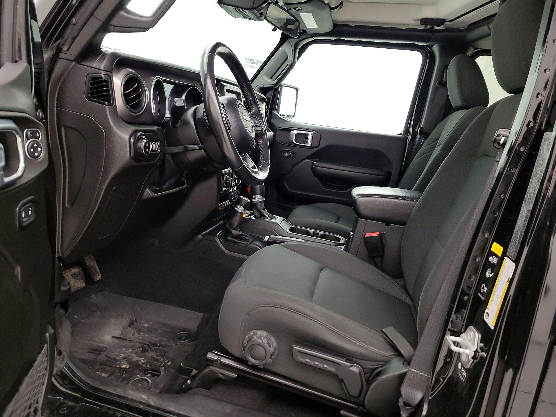 Thumbnail: 2021 Jeep Gladiator - 11