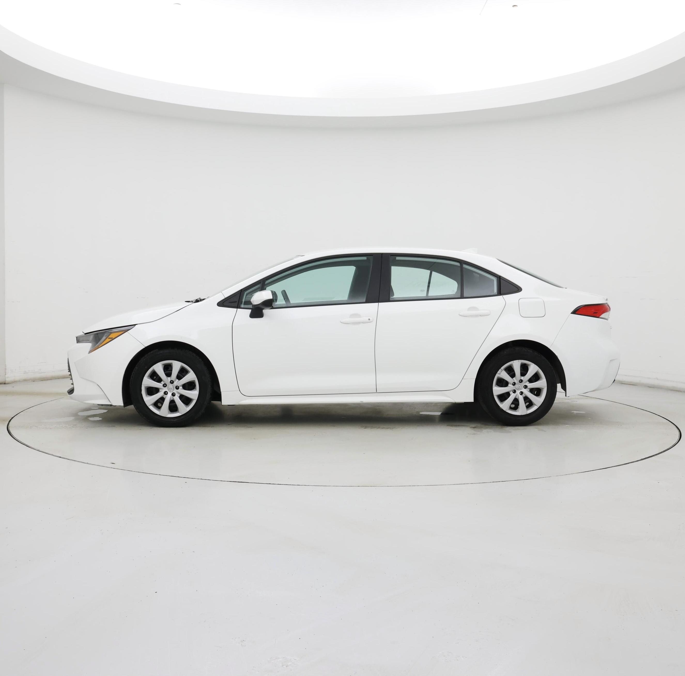 Thumbnail: 2023 Toyota Corolla - 3