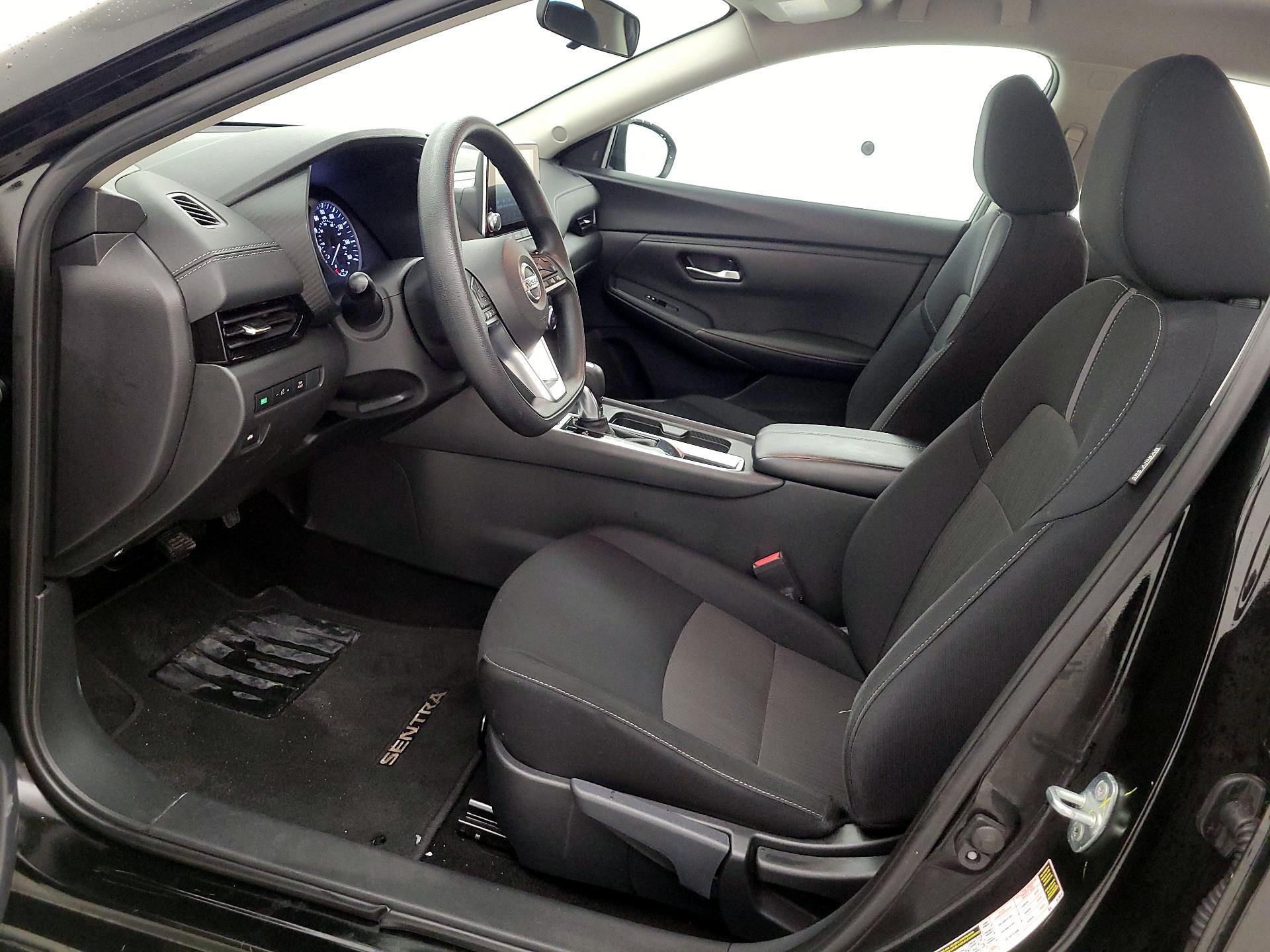 Thumbnail: 2023 Nissan Sentra - 11