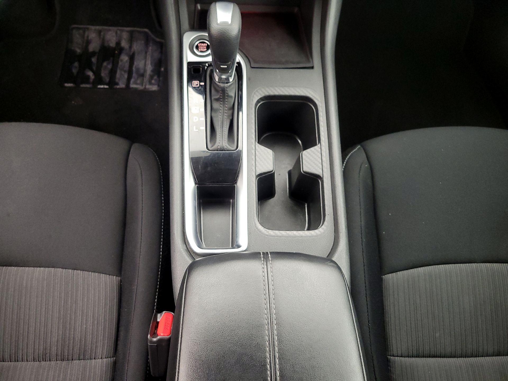 Thumbnail: 2023 Nissan Sentra - 17