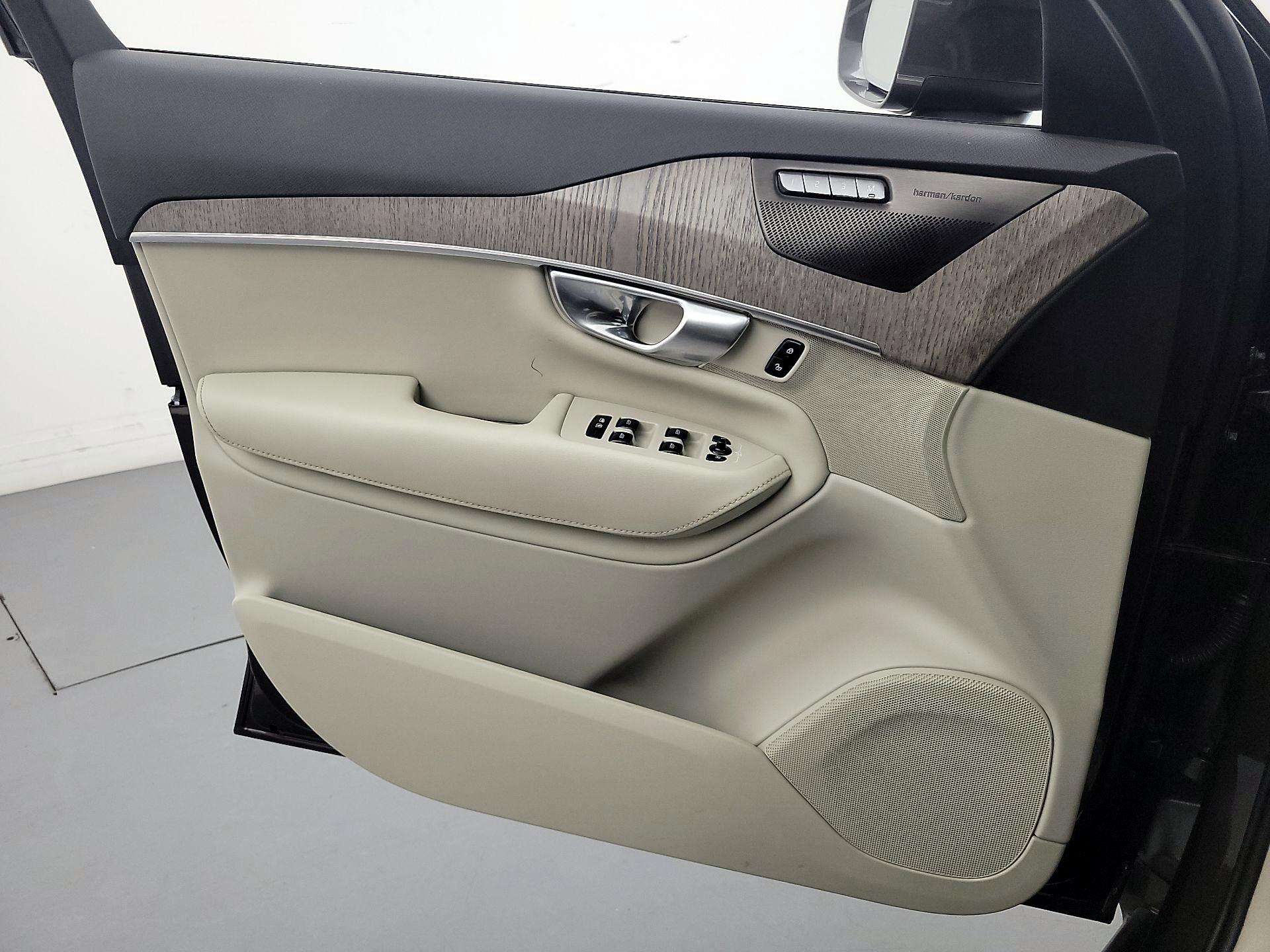 Thumbnail: 2024 Volvo XC90 - 12