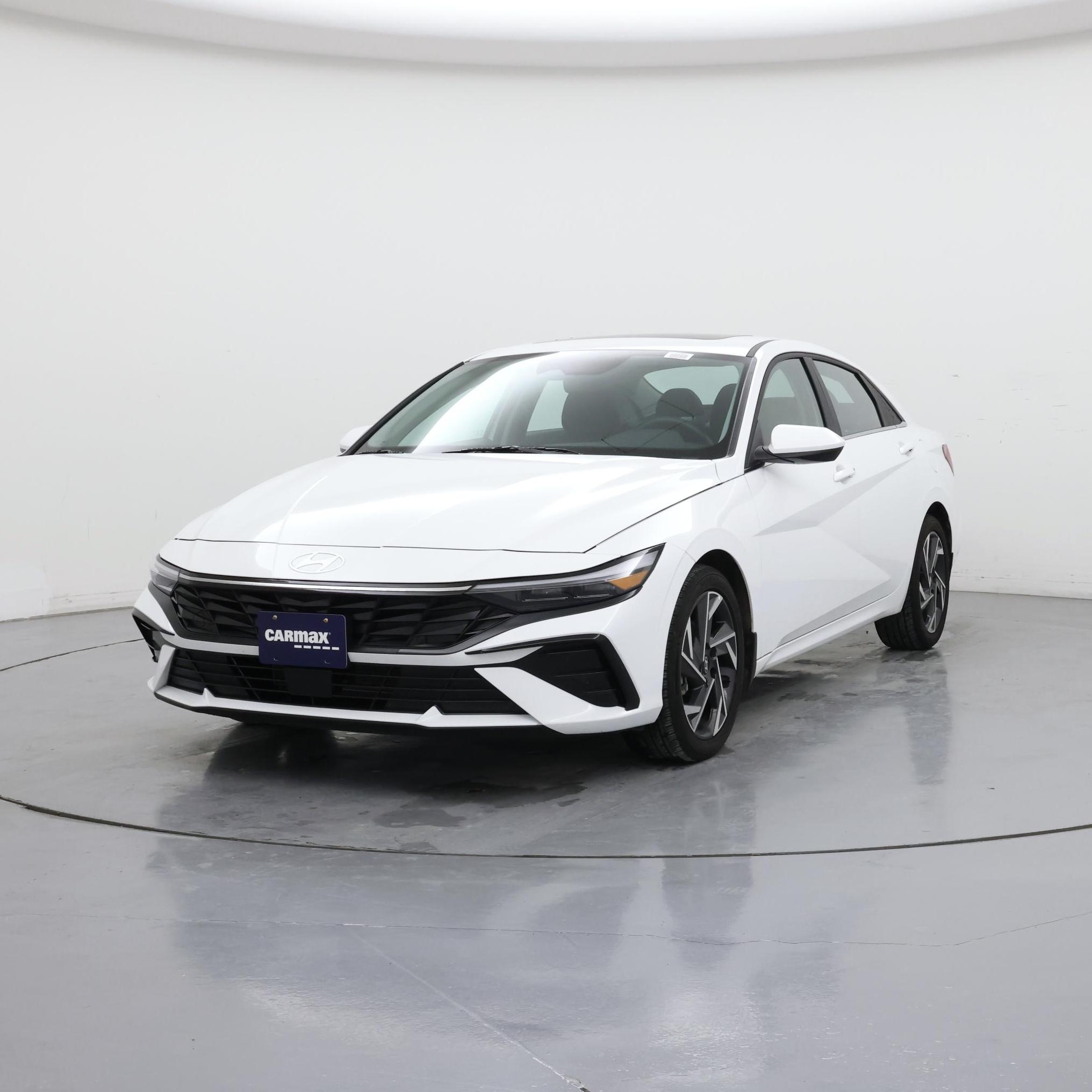 Thumbnail: 2024 Hyundai Elantra - 4