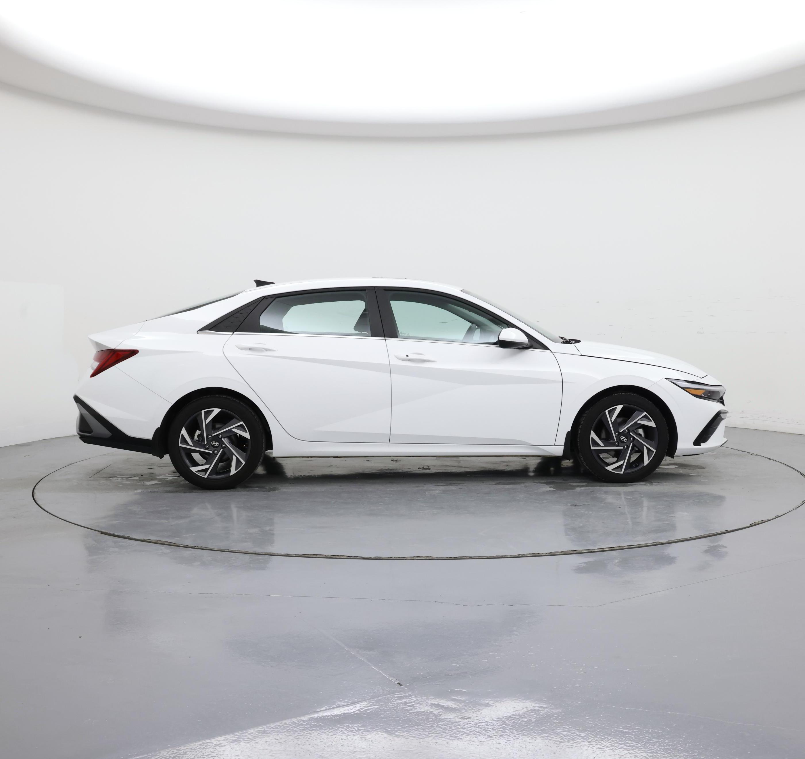 Thumbnail: 2024 Hyundai Elantra - 7