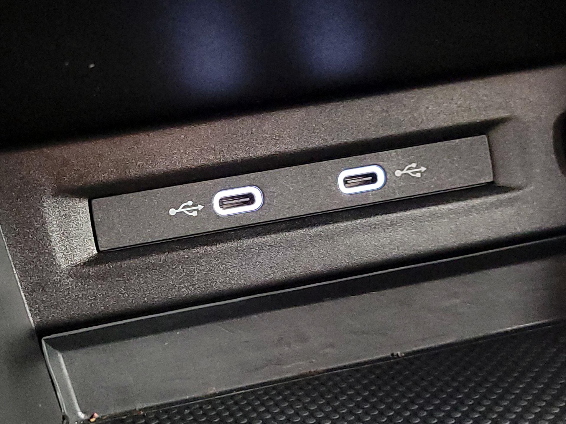 Thumbnail: 2024 Volkswagen Taos - 18