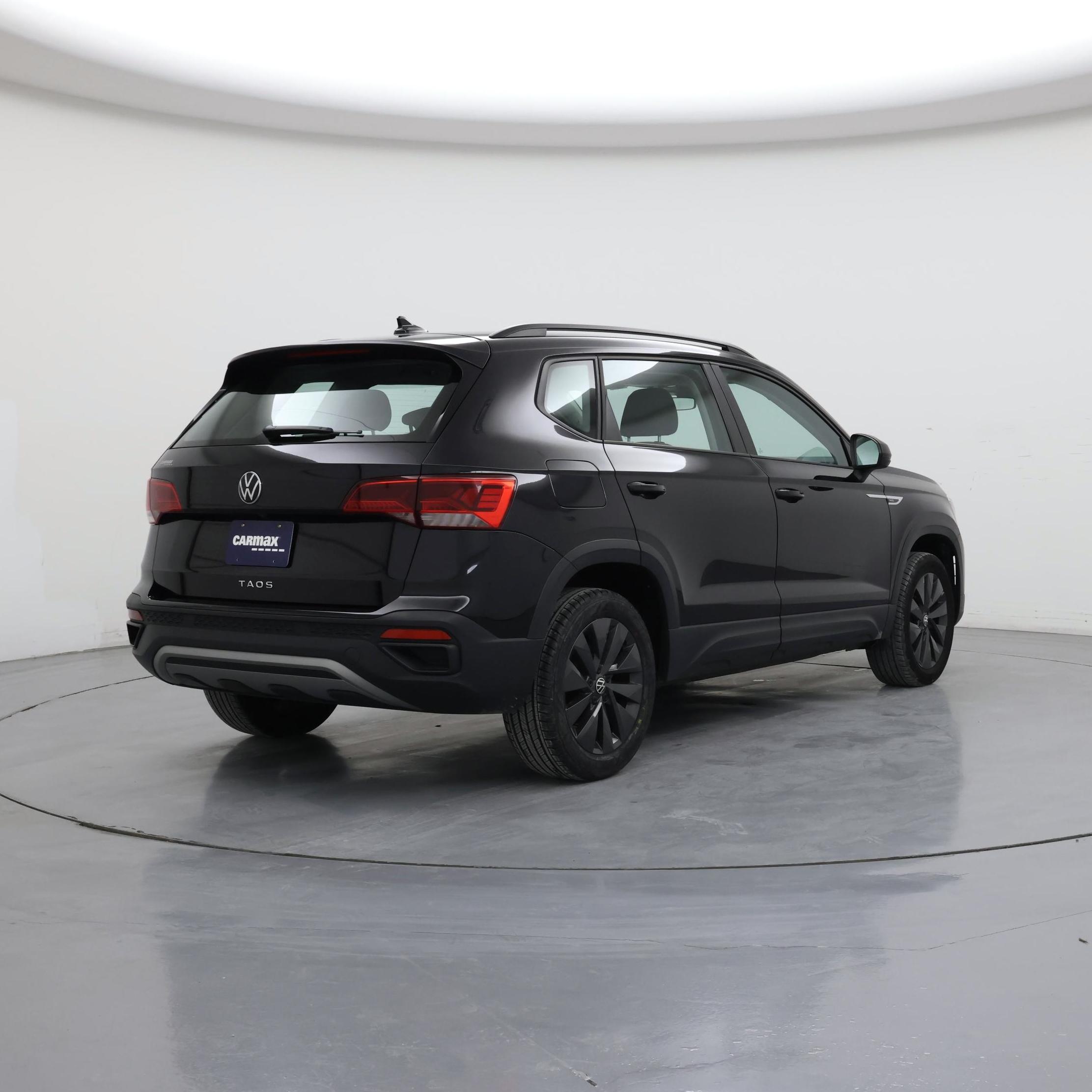 Thumbnail: 2024 Volkswagen Taos - 8