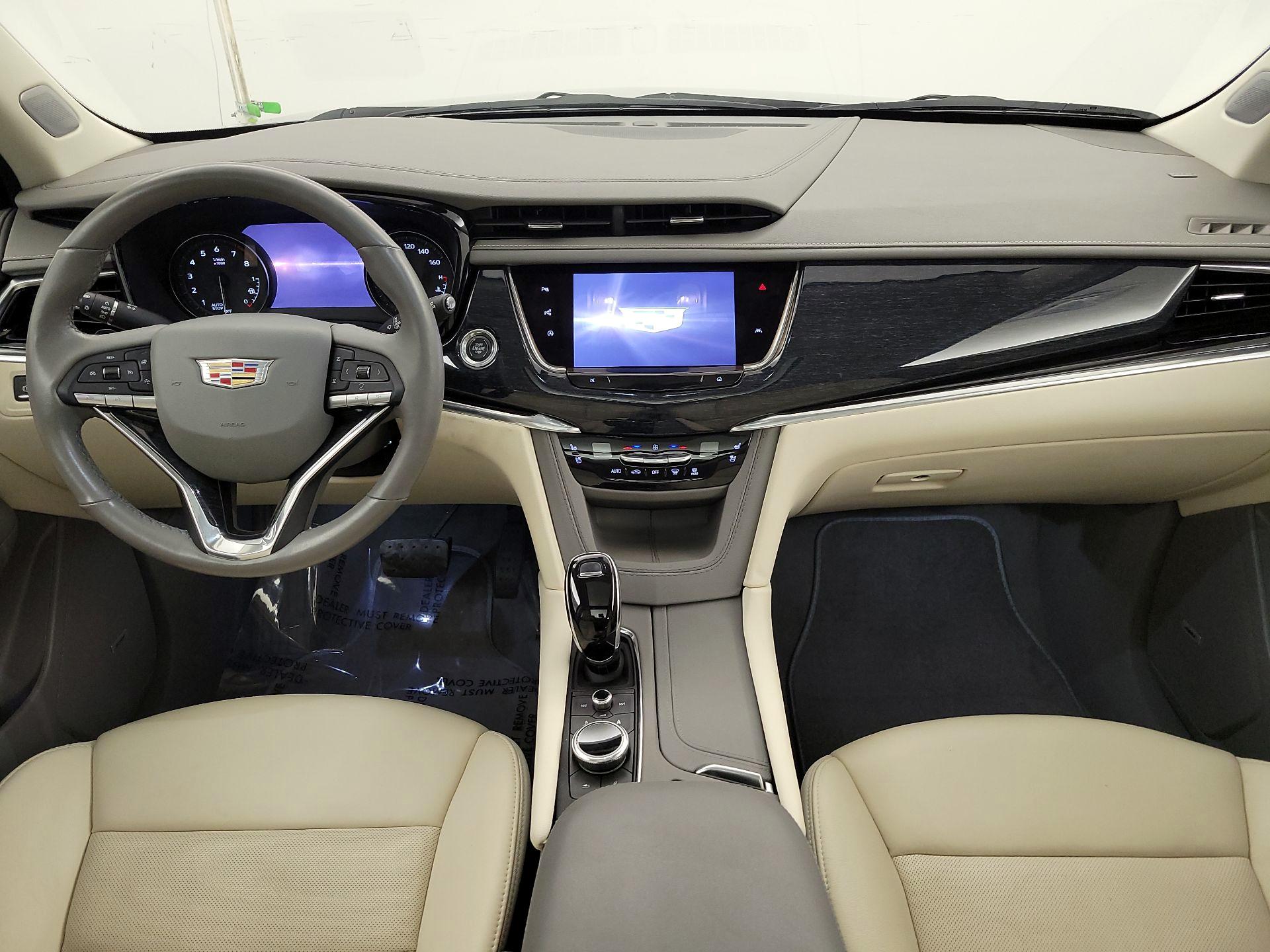 Thumbnail: 2023 Cadillac XT6 - 9