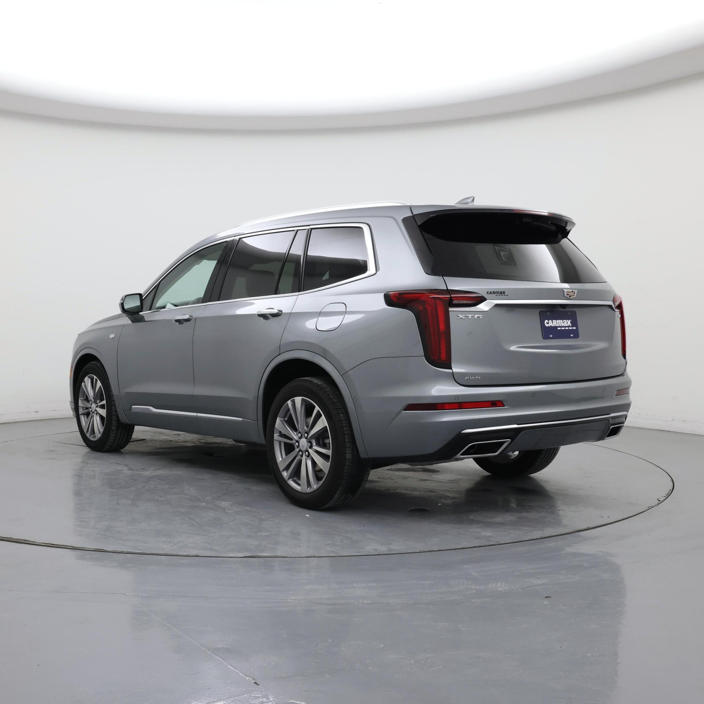 Thumbnail: 2023 Cadillac XT6 - 2