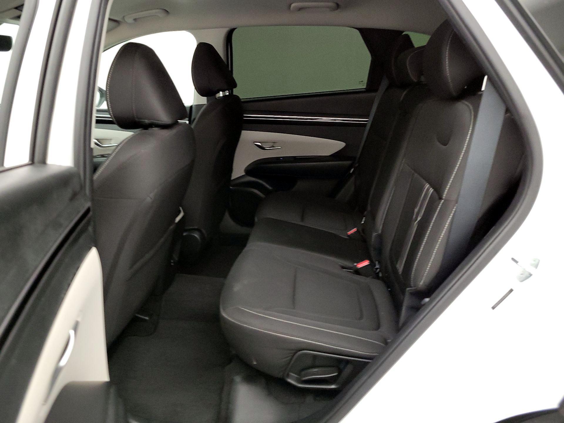 Thumbnail: 2023 Hyundai Tucson - 19