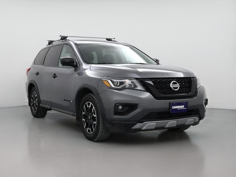 2020 Nissan Pathfinder SL