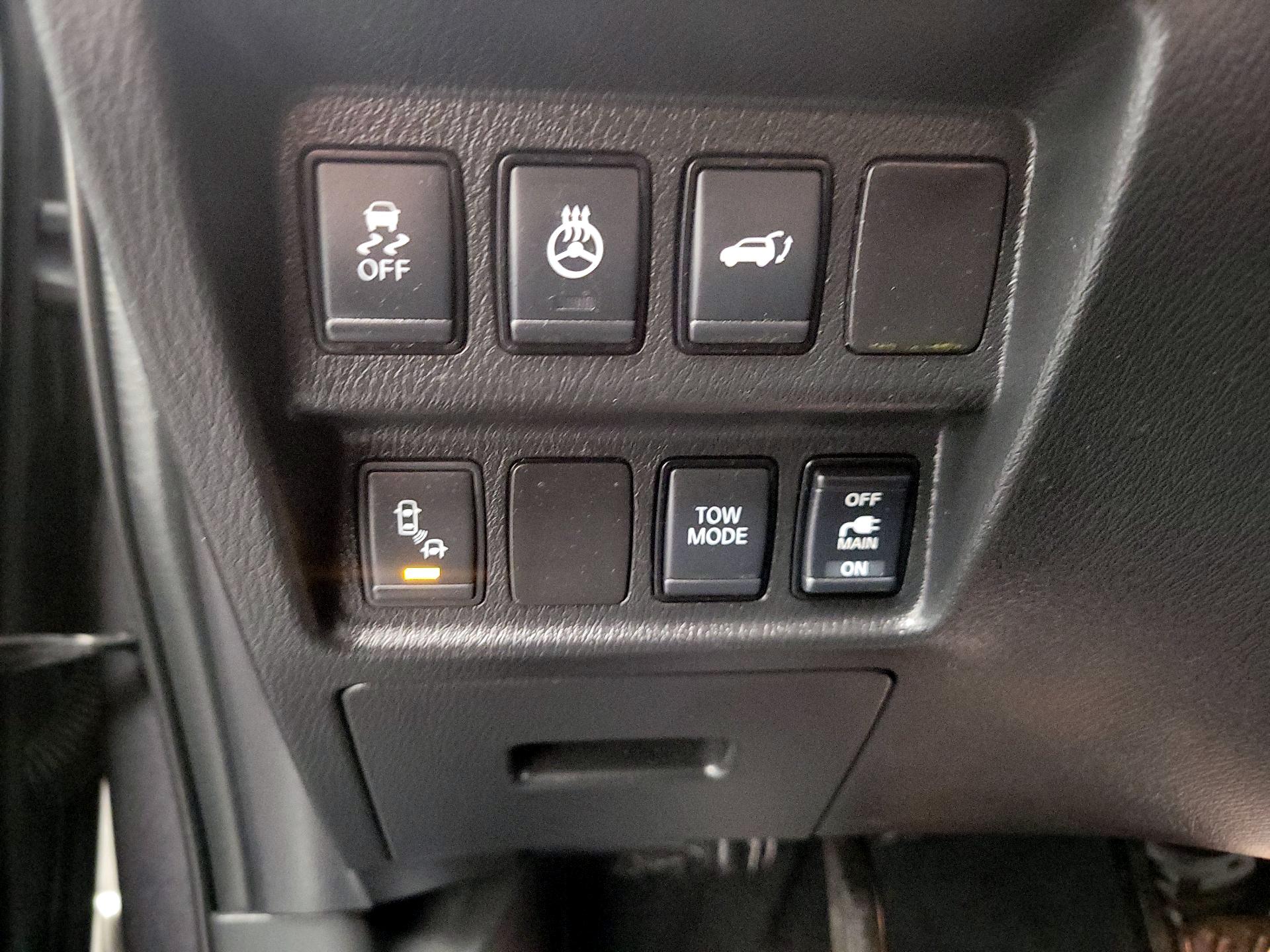 Thumbnail: 2020 Nissan Pathfinder - 13