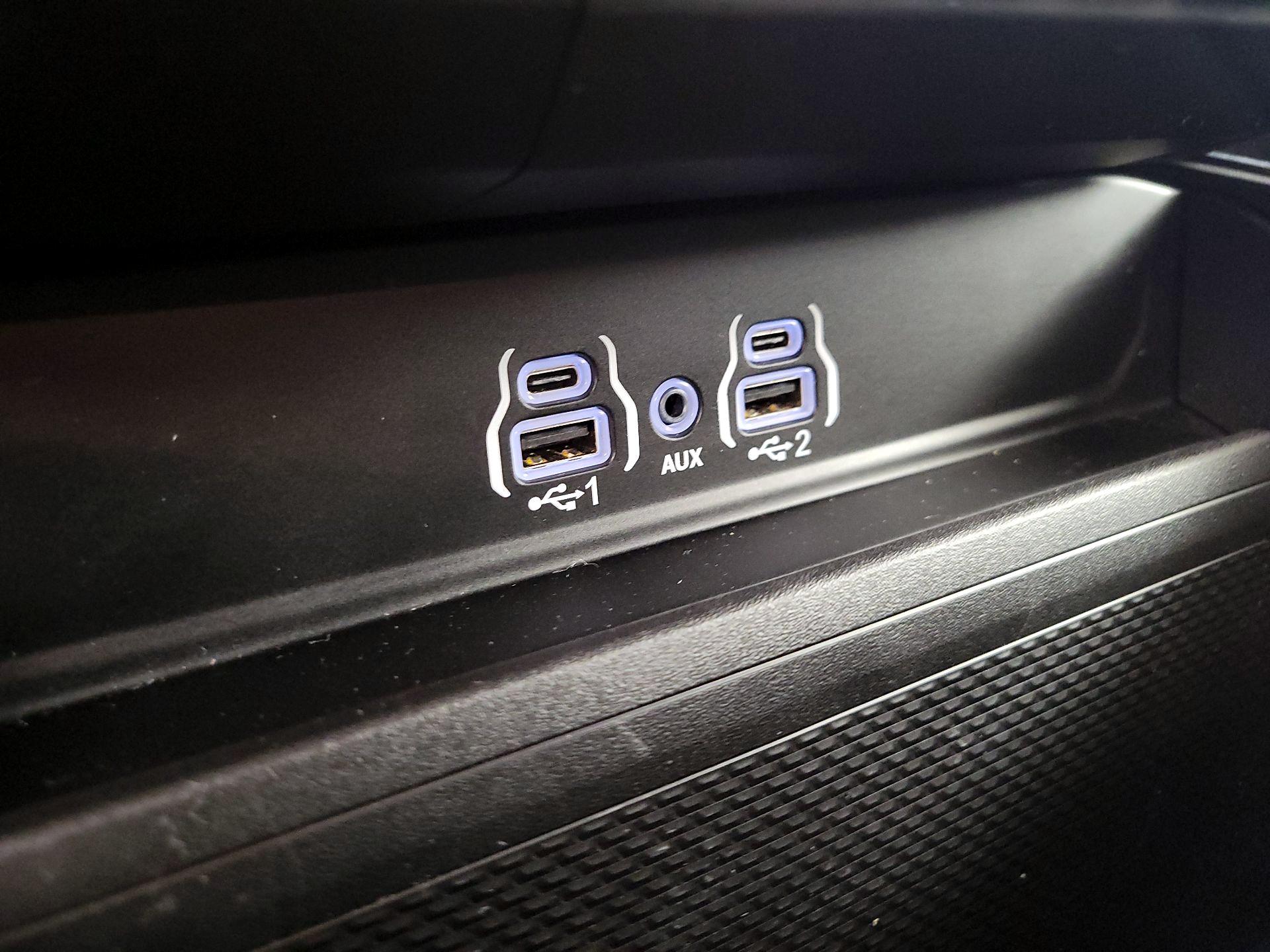 Thumbnail: 2025 RAM 1500 - 18