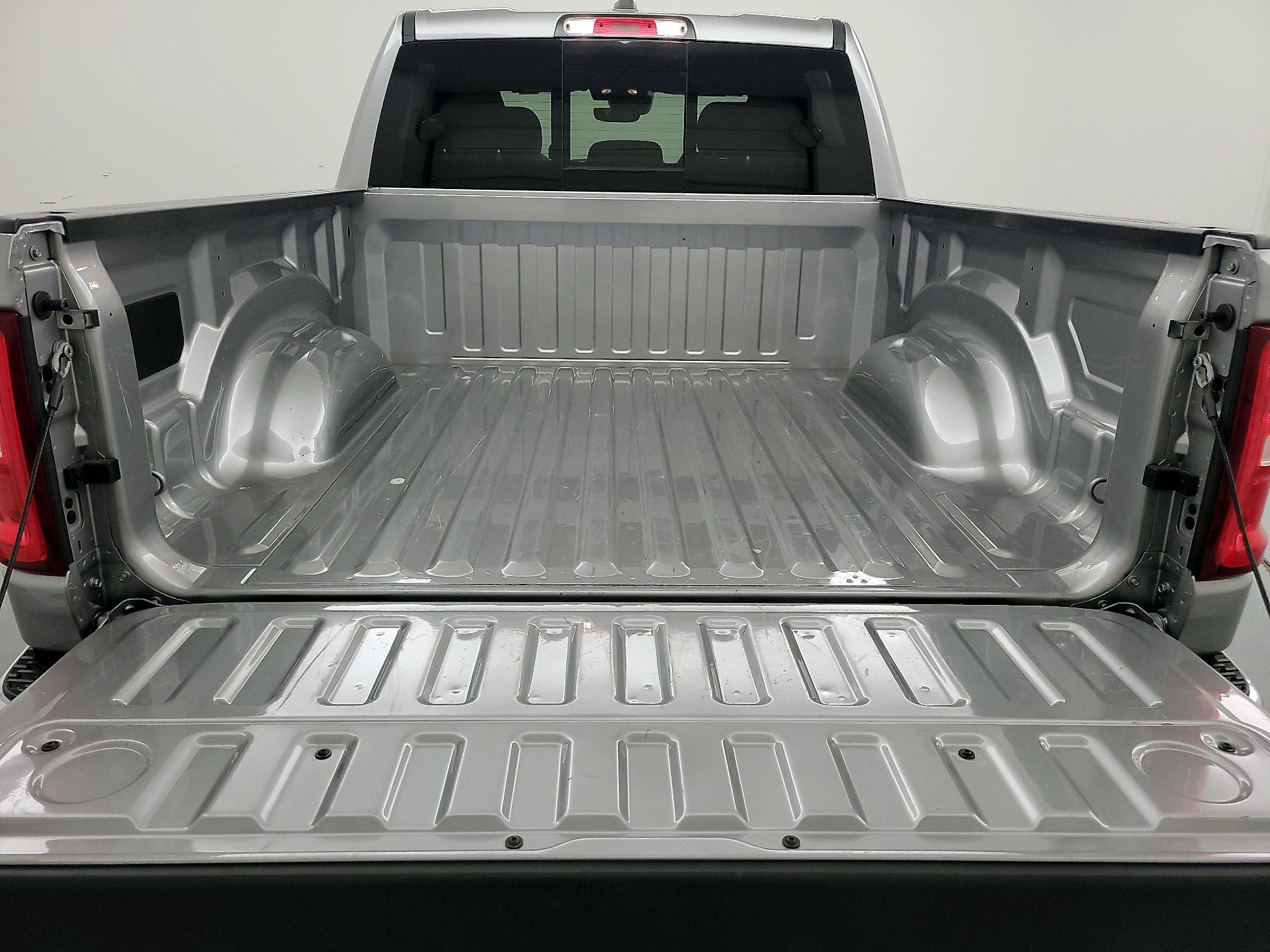 Thumbnail: 2025 RAM 1500 - 20