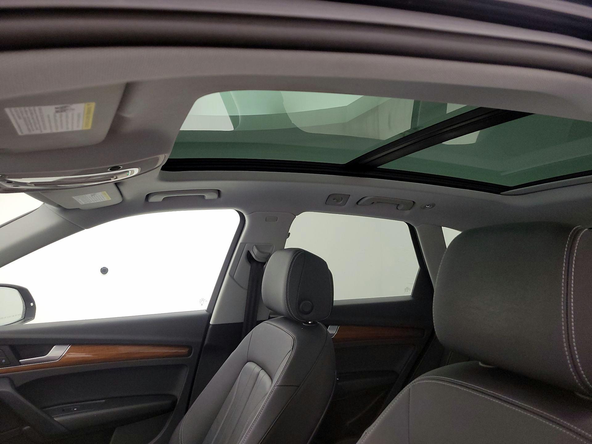 Thumbnail: 2023 Audi Q5 - 19