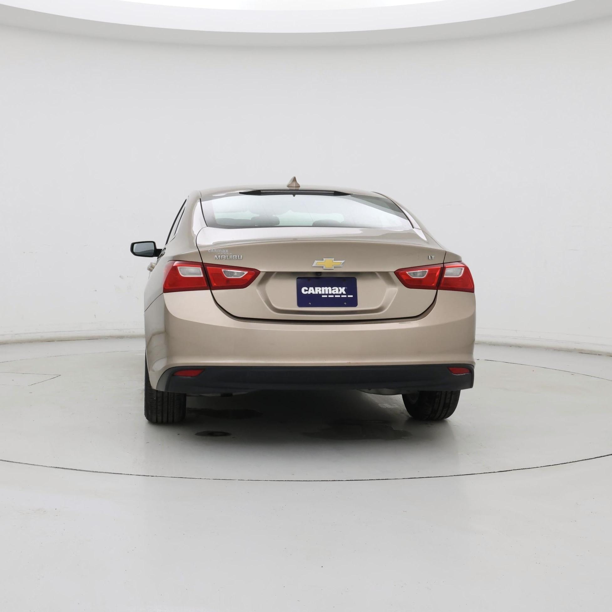 Thumbnail: 2018 Chevrolet Malibu - 6