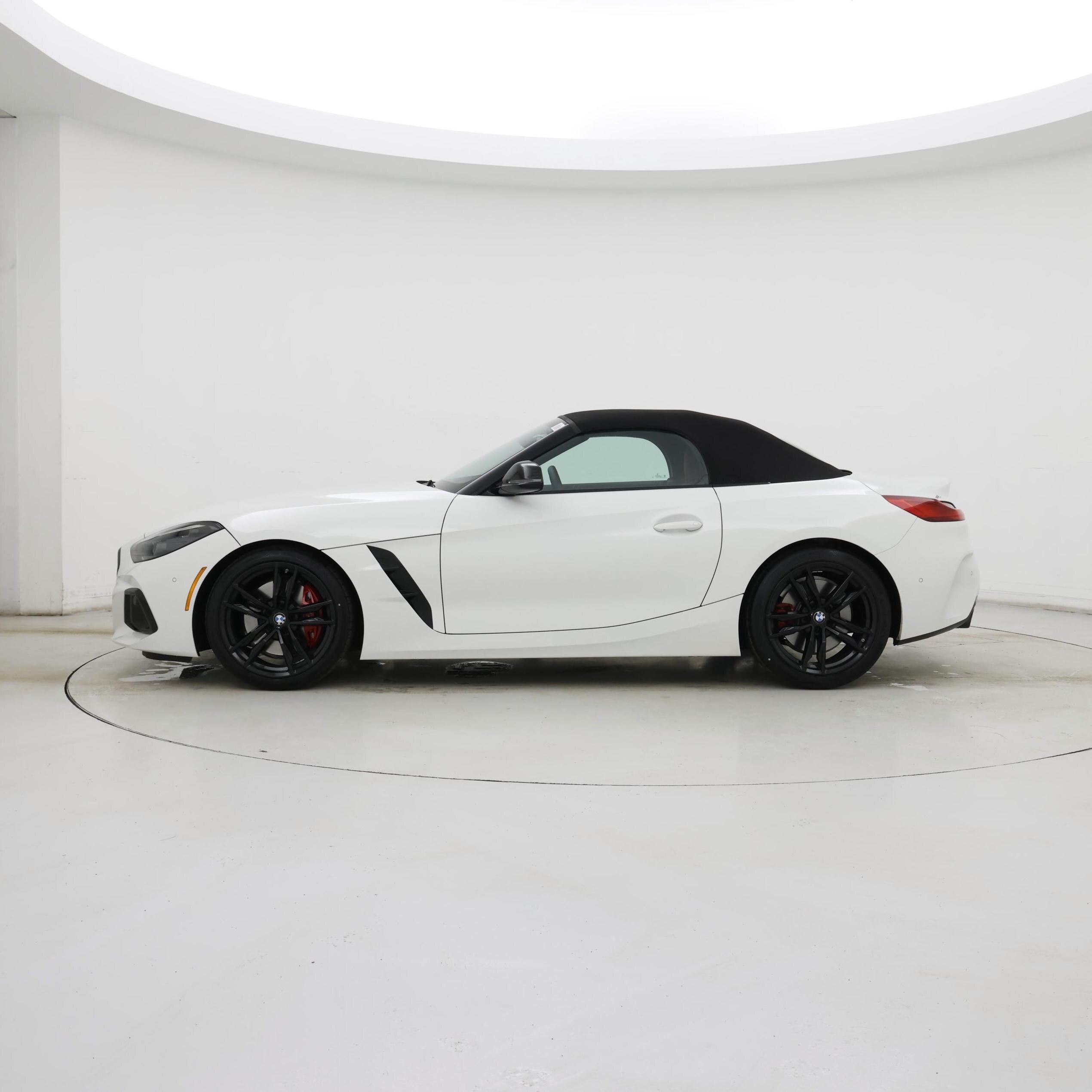 Thumbnail: 2026 BMW Z4 - 3