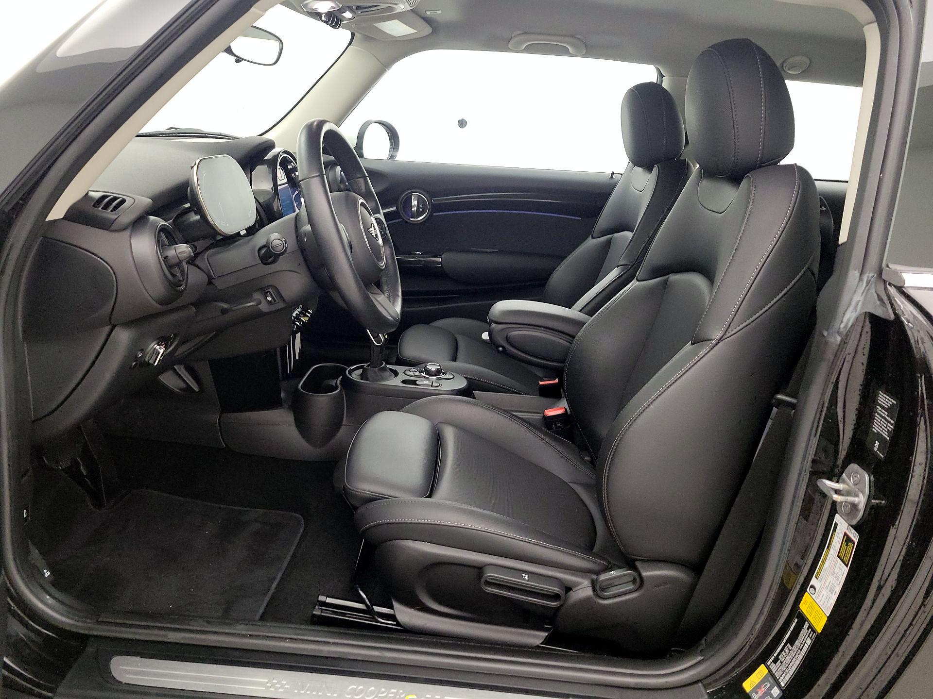 Thumbnail: 2022 MINI Cooper Hardtop - 11