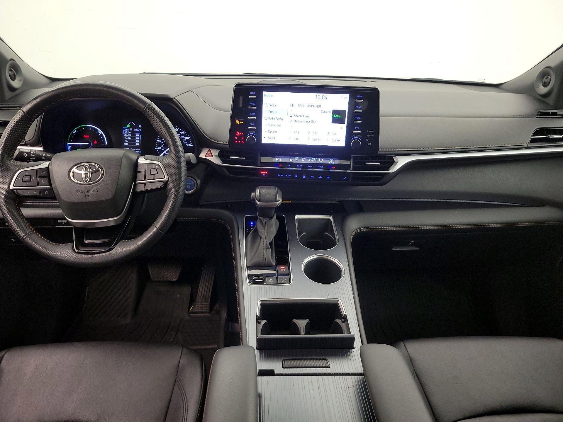 Thumbnail: 2023 Toyota Sienna - 9