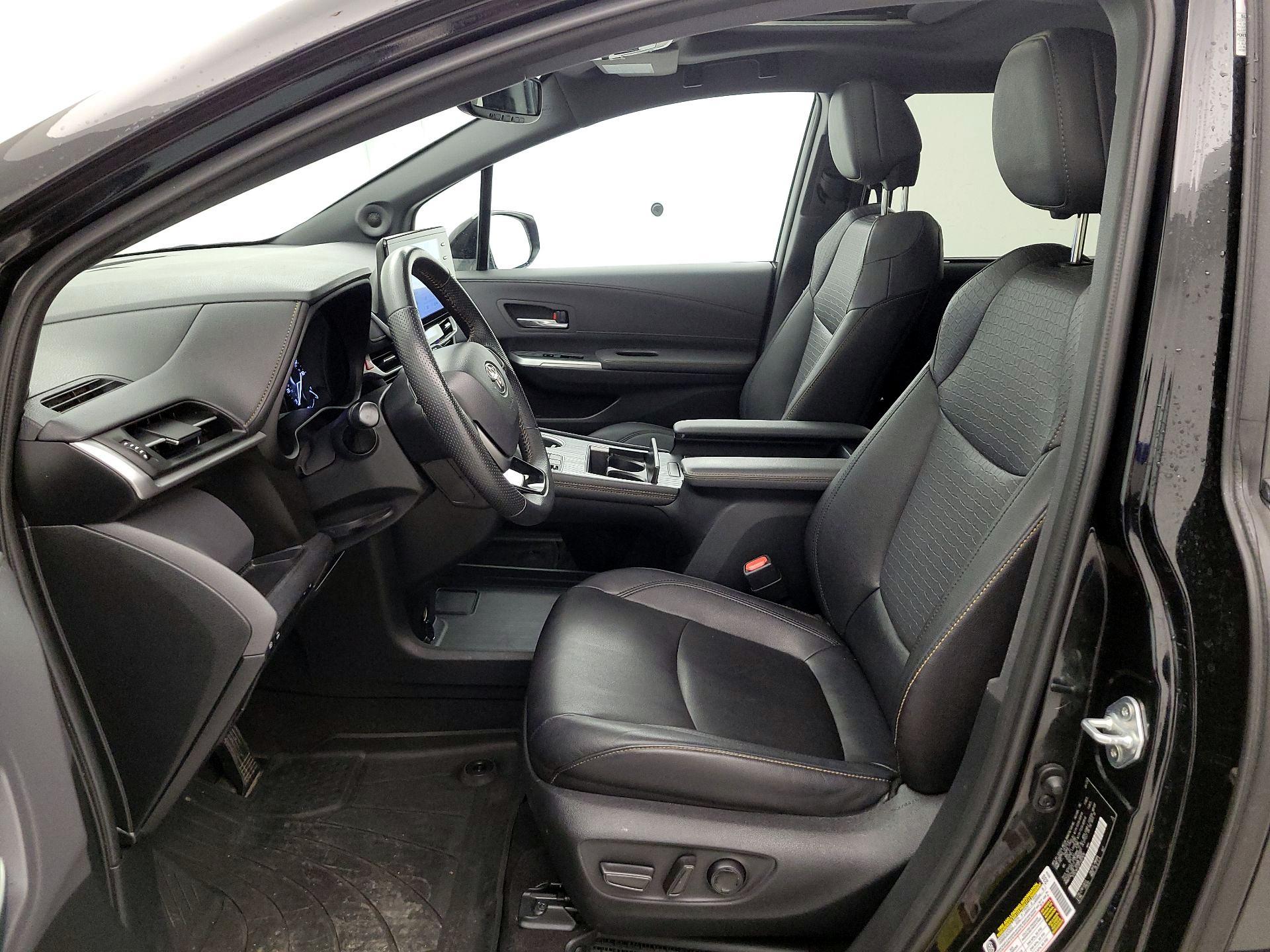 Thumbnail: 2023 Toyota Sienna - 11