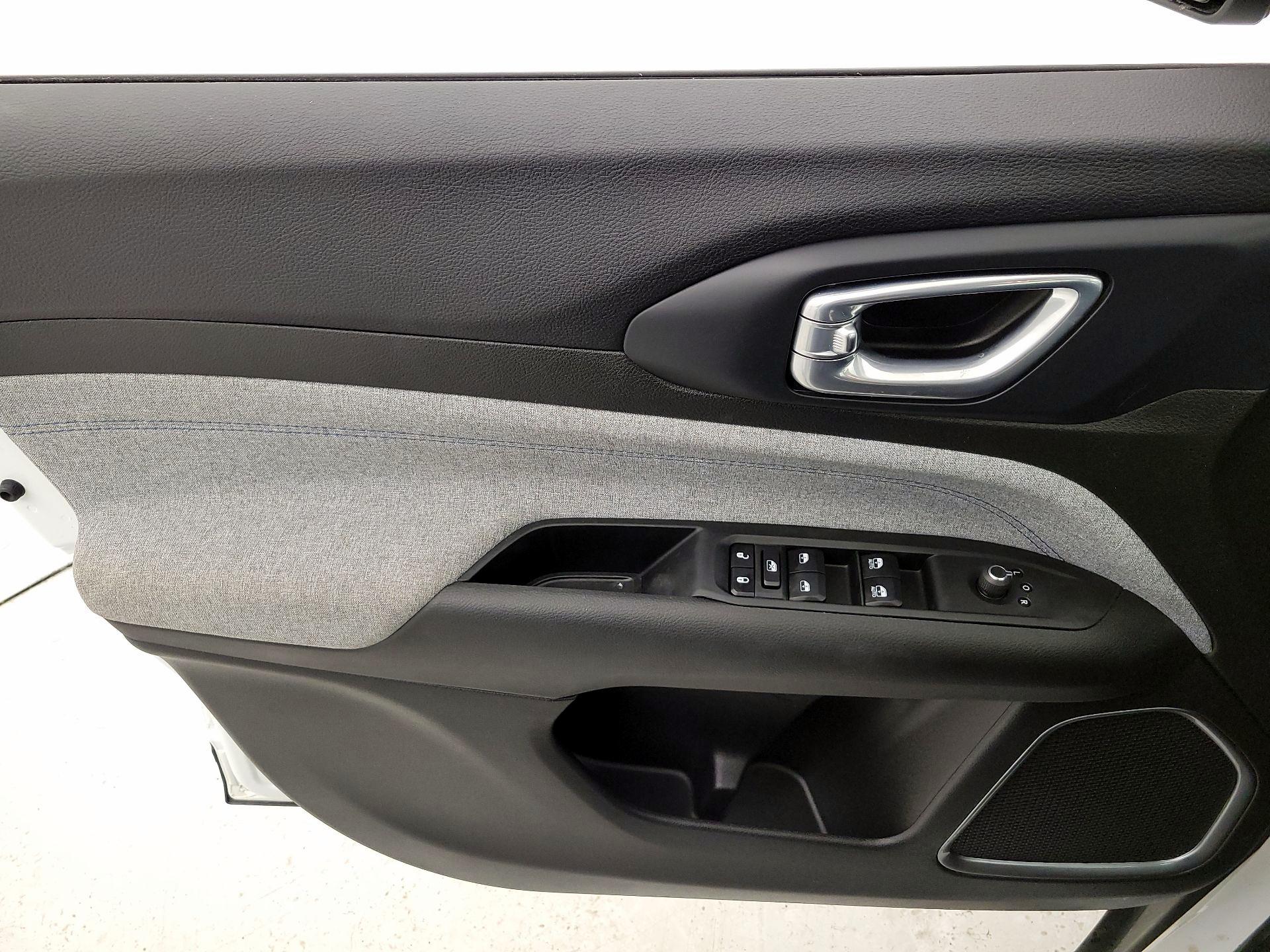 Thumbnail: 2024 Jeep Compass - 12