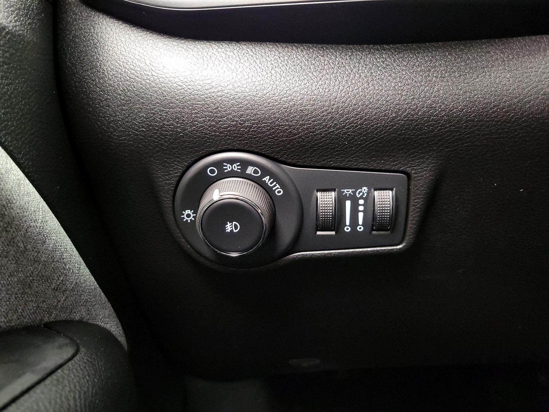 Thumbnail: 2024 Jeep Compass - 13