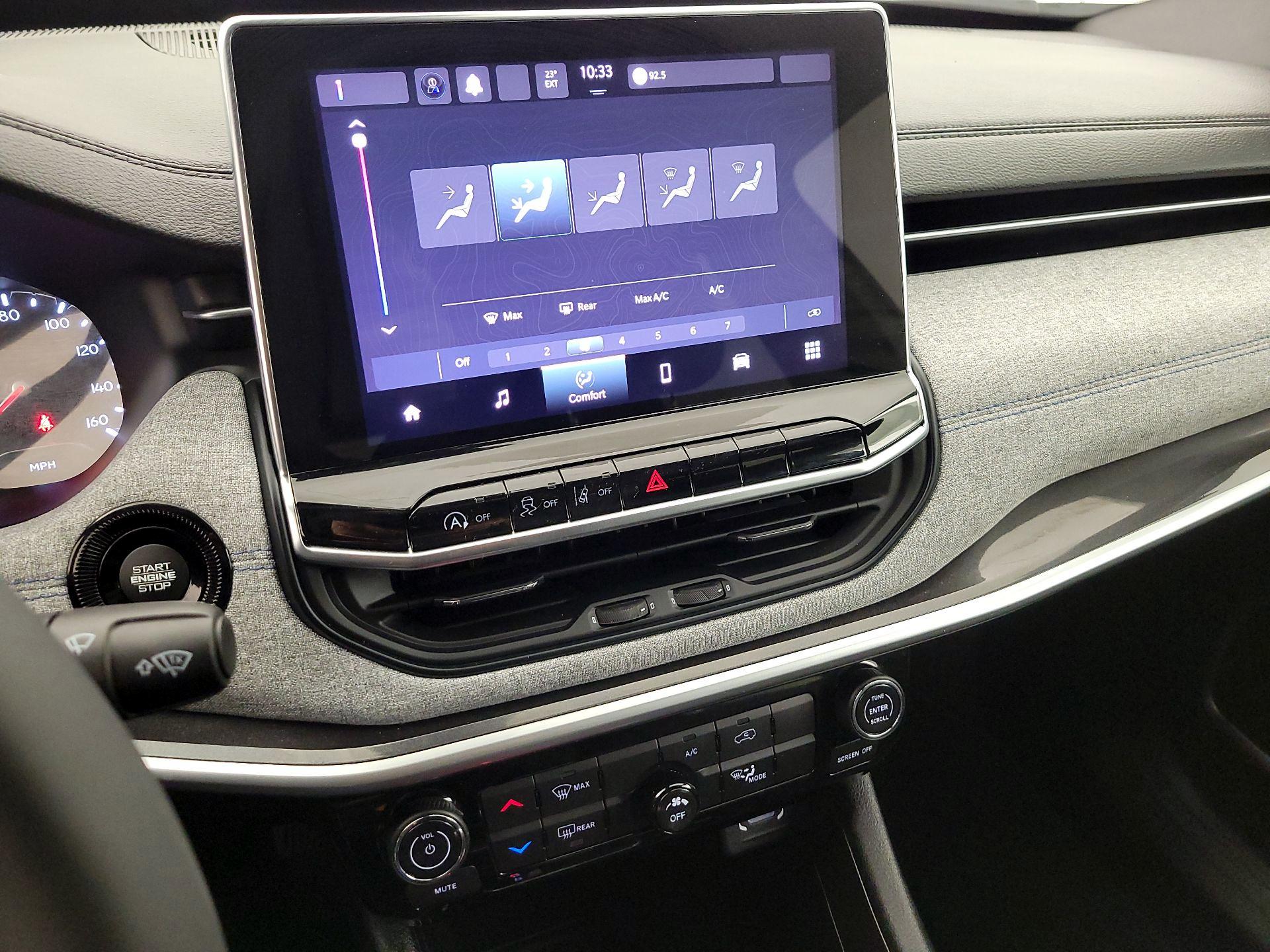 Thumbnail: 2024 Jeep Compass - 16