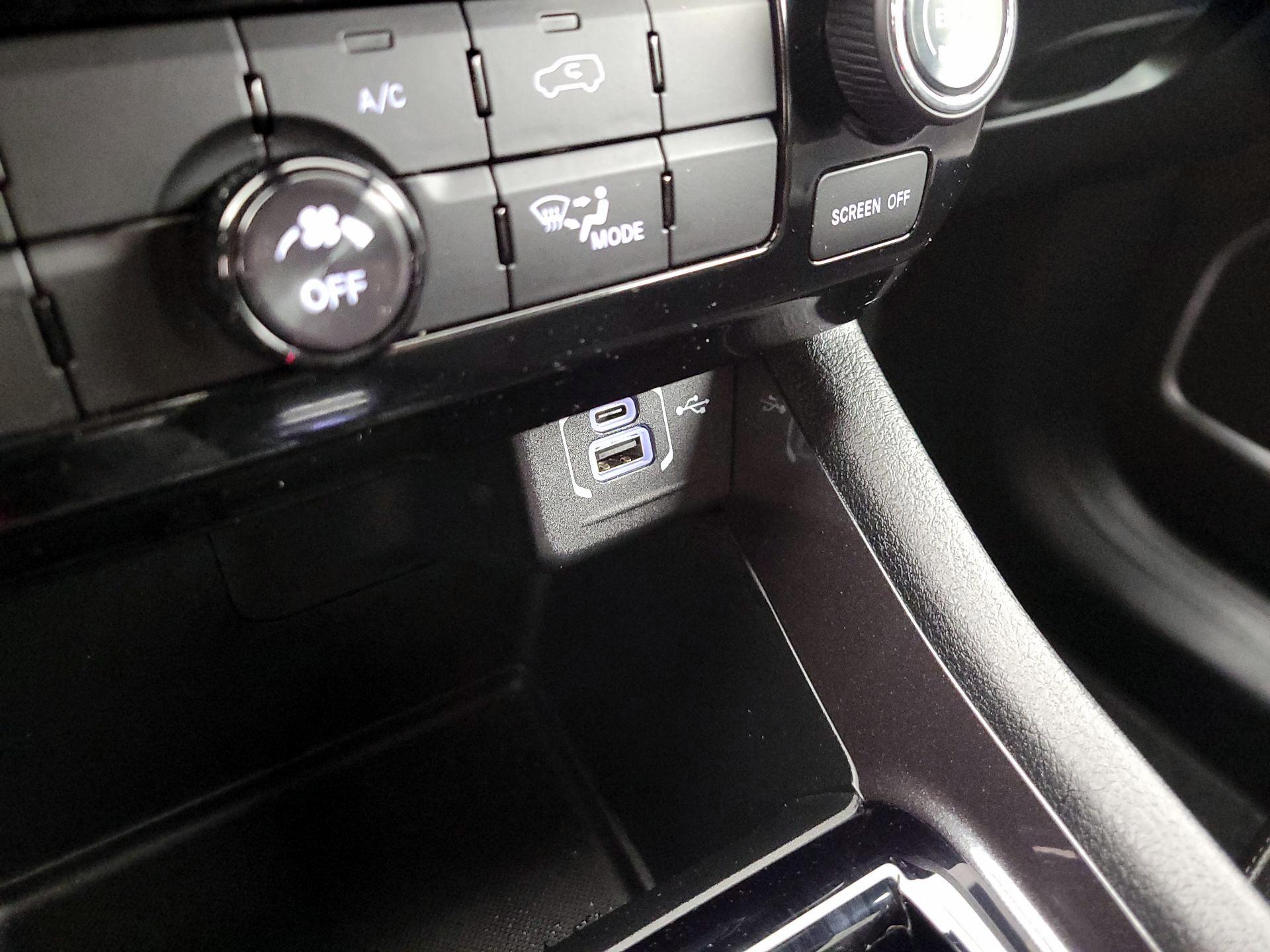 Thumbnail: 2024 Jeep Compass - 18