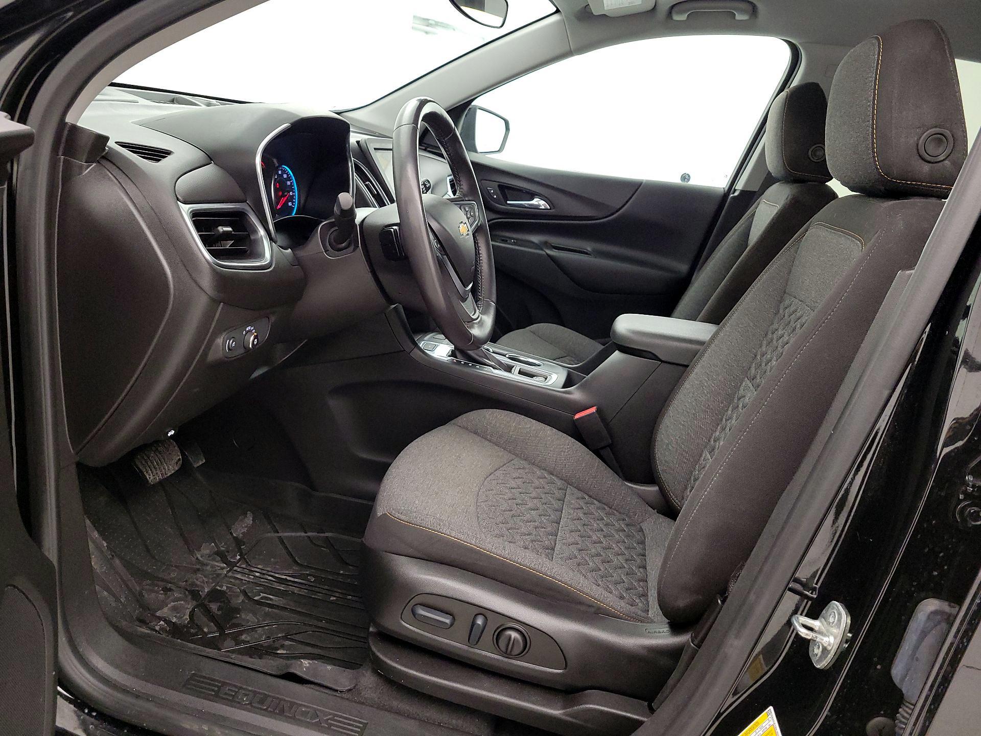 Thumbnail: 2022 Chevrolet Equinox - 11