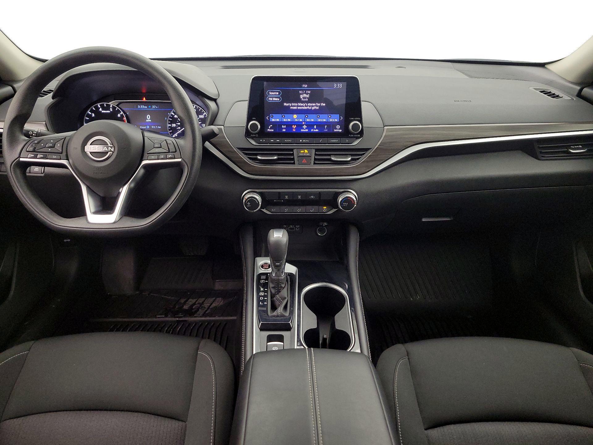 Thumbnail: 2023 Nissan Altima - 9