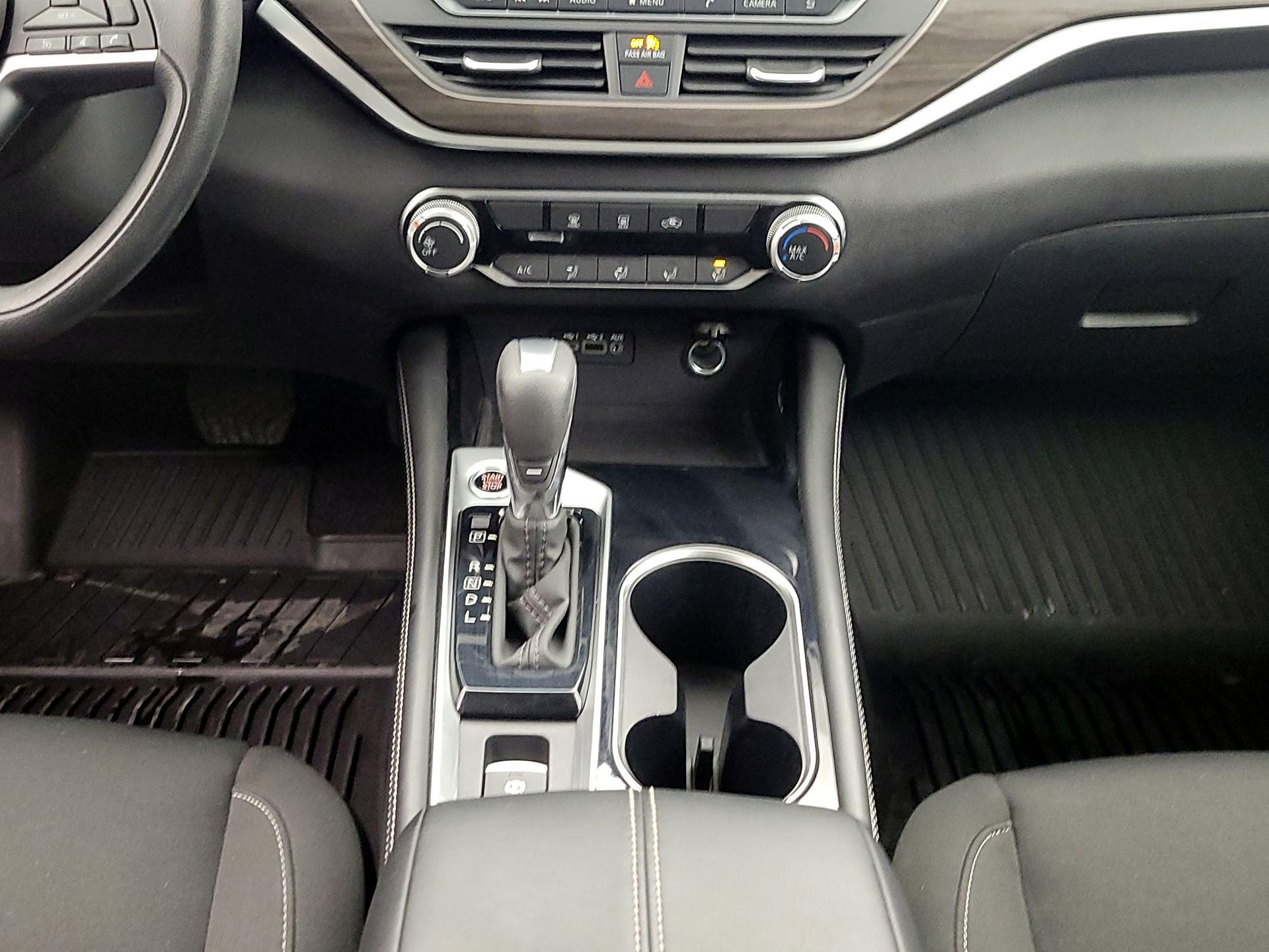 Thumbnail: 2023 Nissan Altima - 17