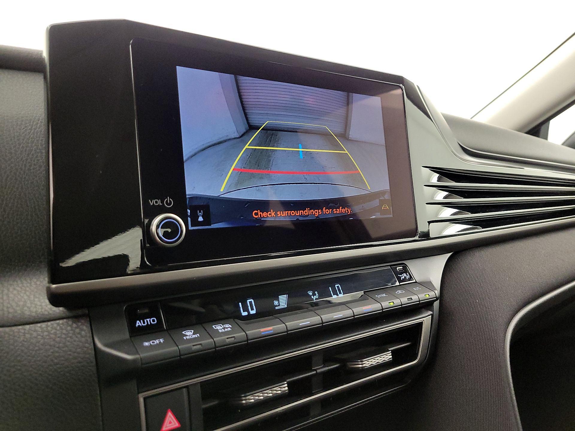 Thumbnail: 2025 Toyota Camry - 15