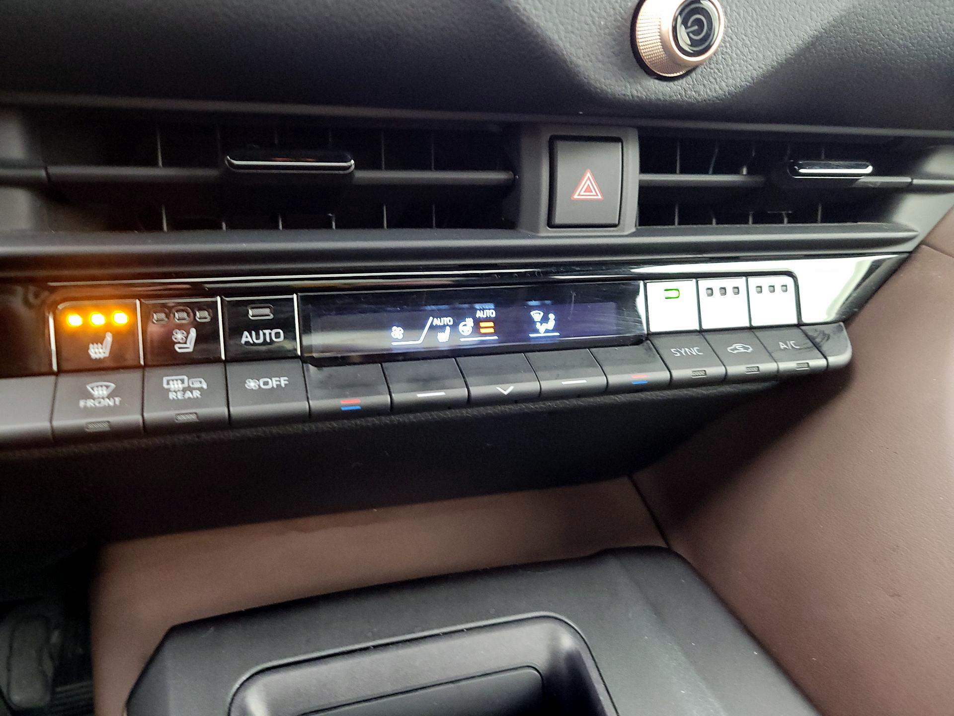 Thumbnail: 2023 Toyota Crown - 16