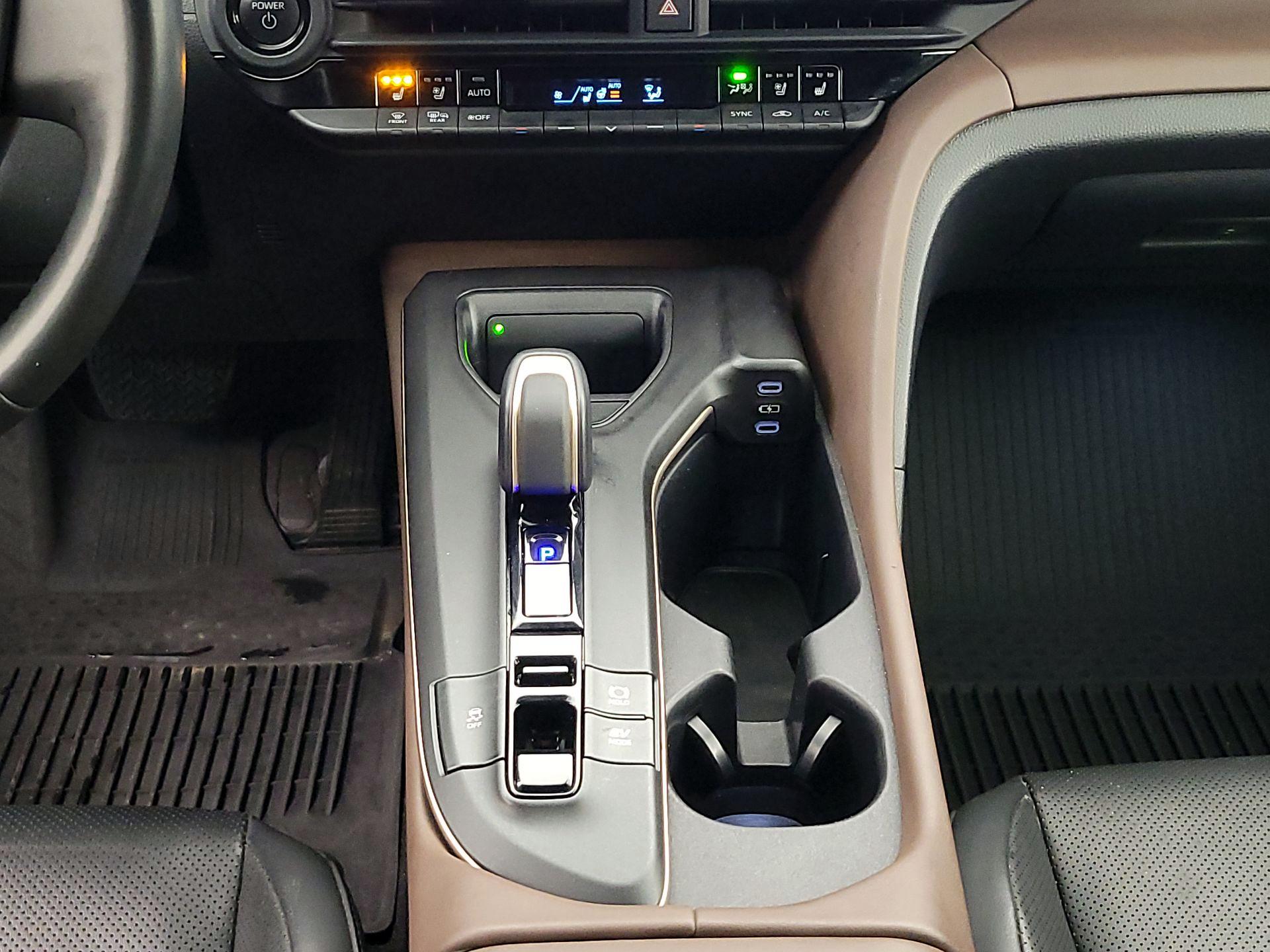 Thumbnail: 2023 Toyota Crown - 17