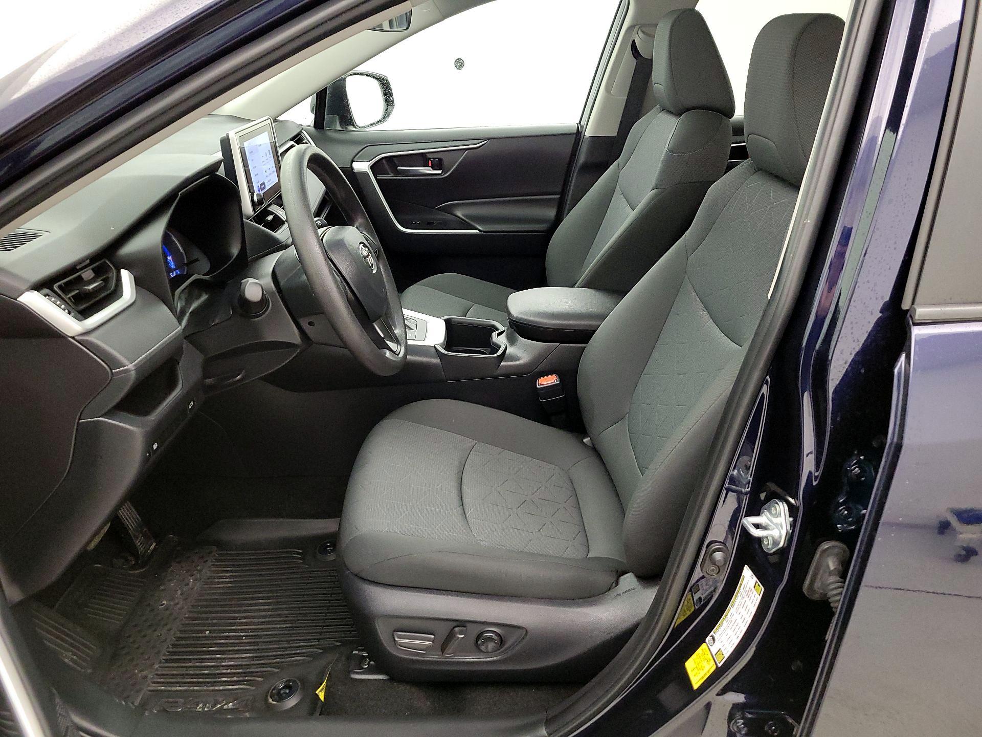 Thumbnail: 2024 Toyota RAV4 - 11