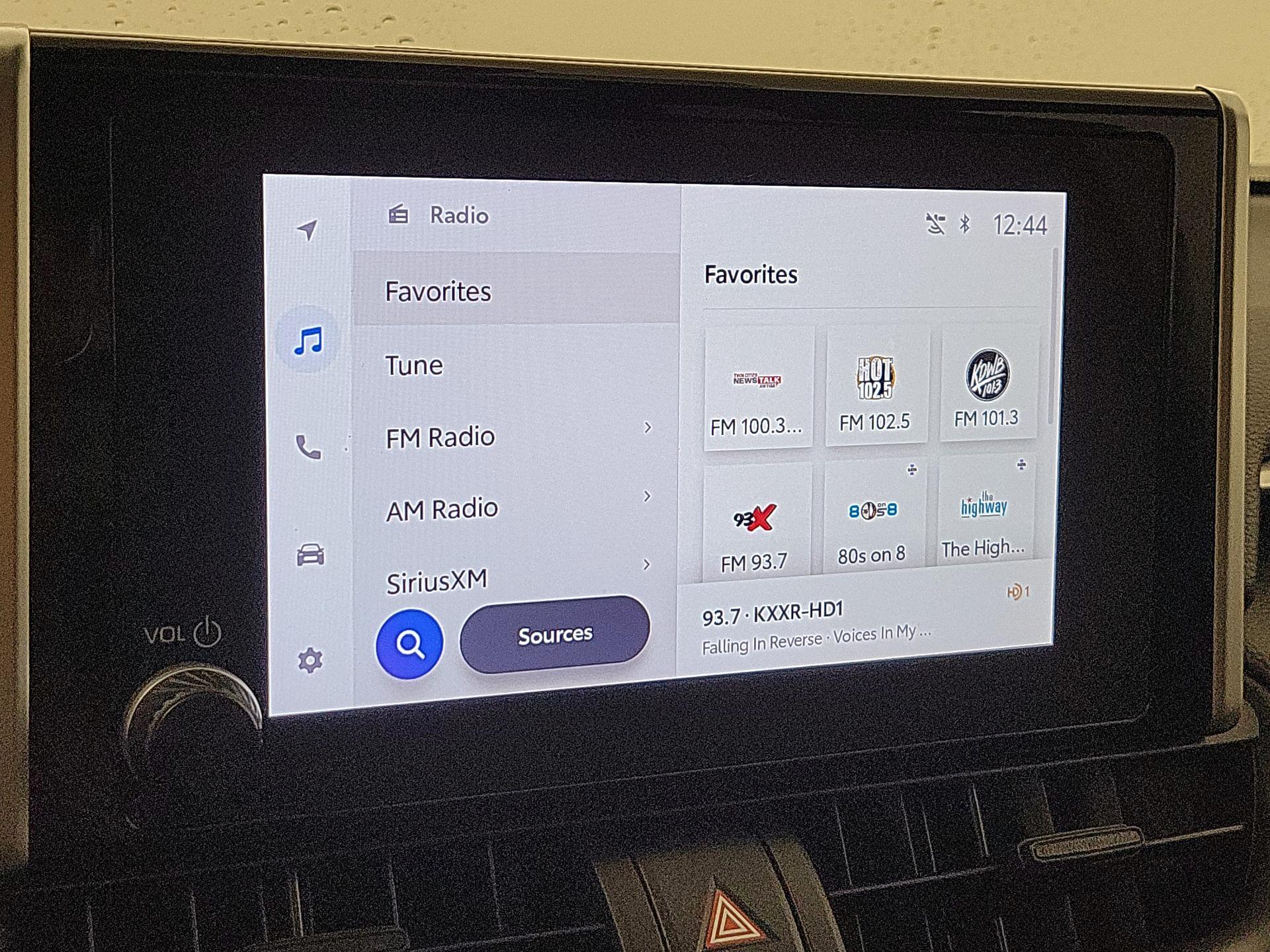 Thumbnail: 2024 Toyota RAV4 - 15