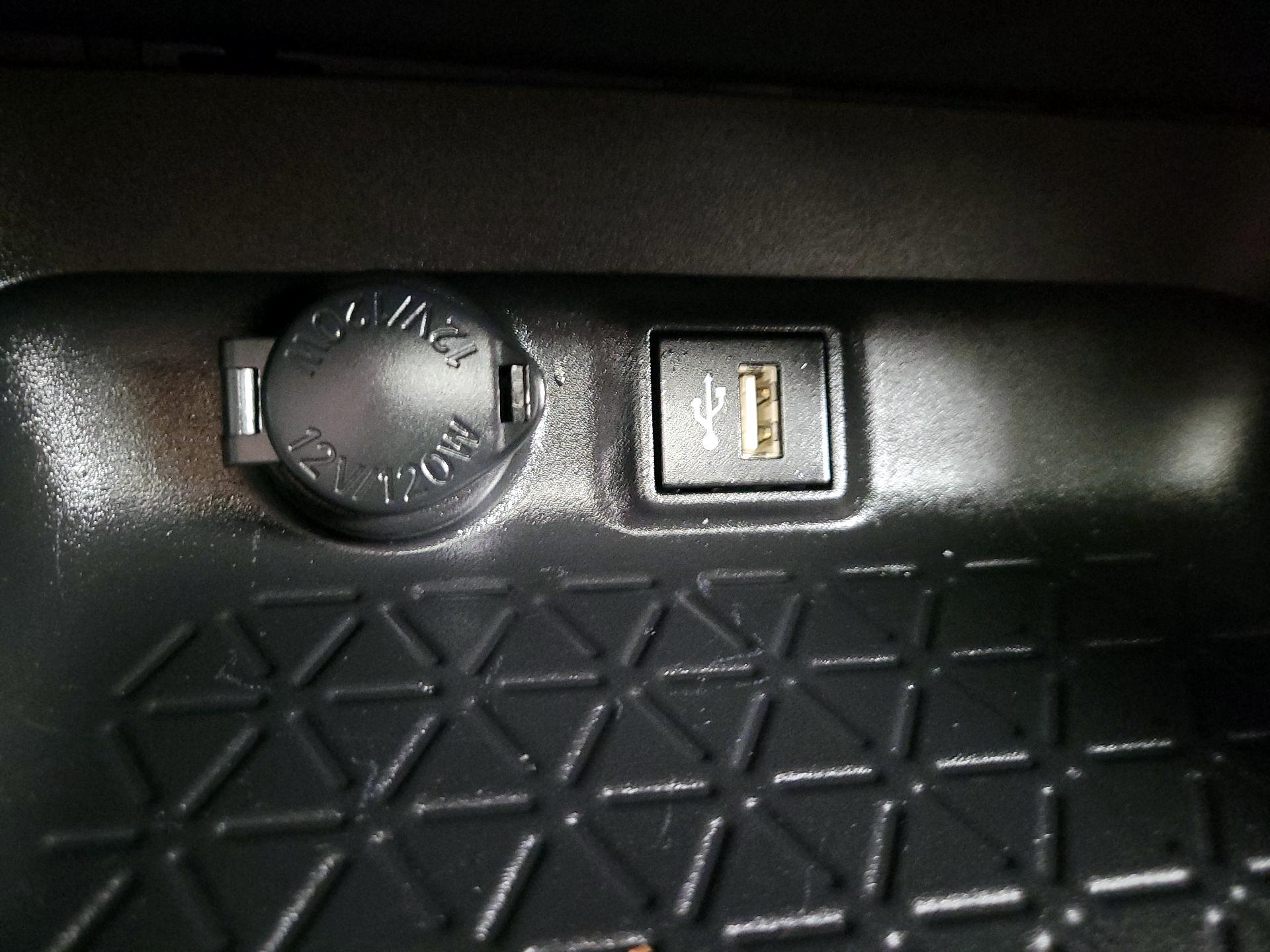 Thumbnail: 2024 Toyota RAV4 - 18