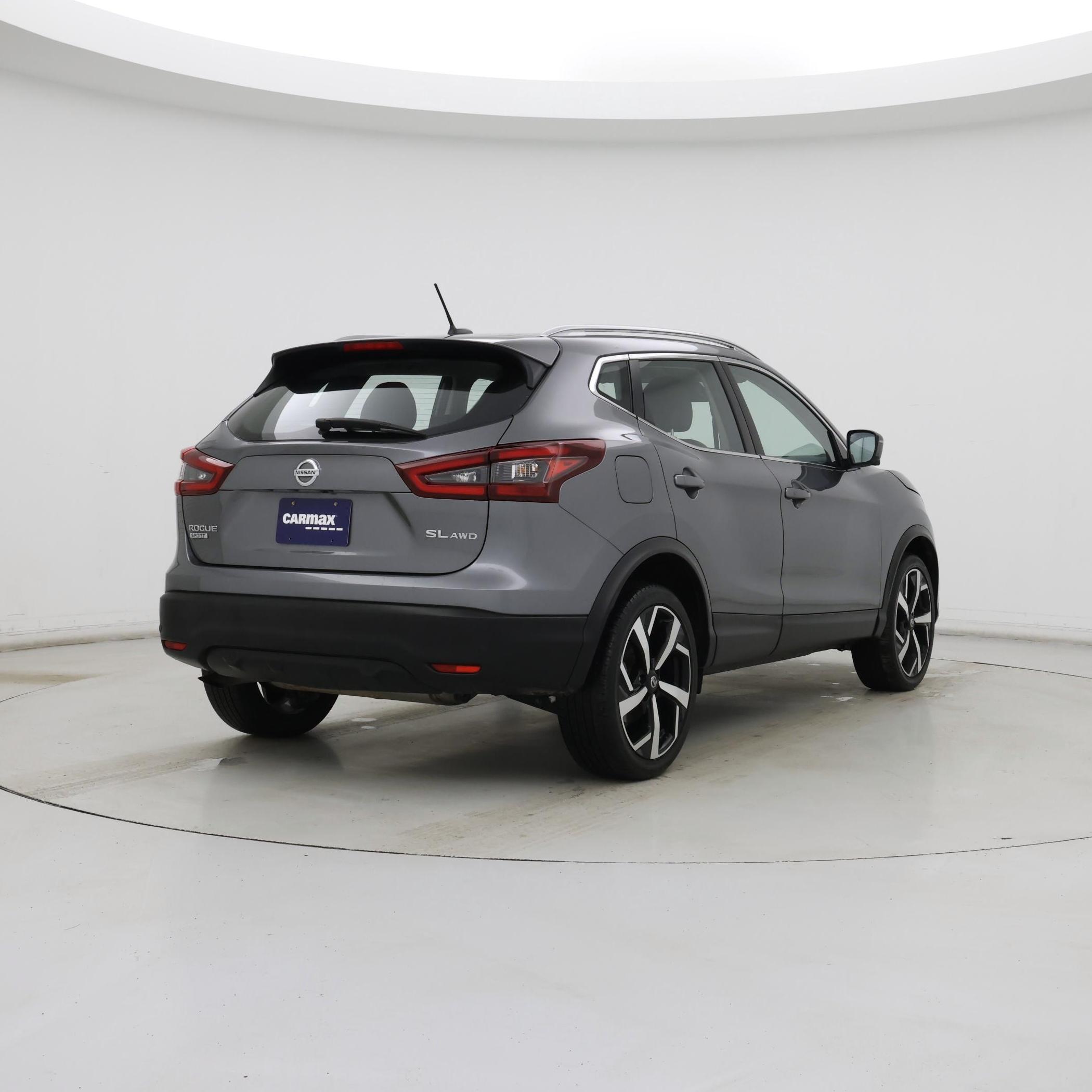 Thumbnail: 2021 Nissan Rogue Sport - 8