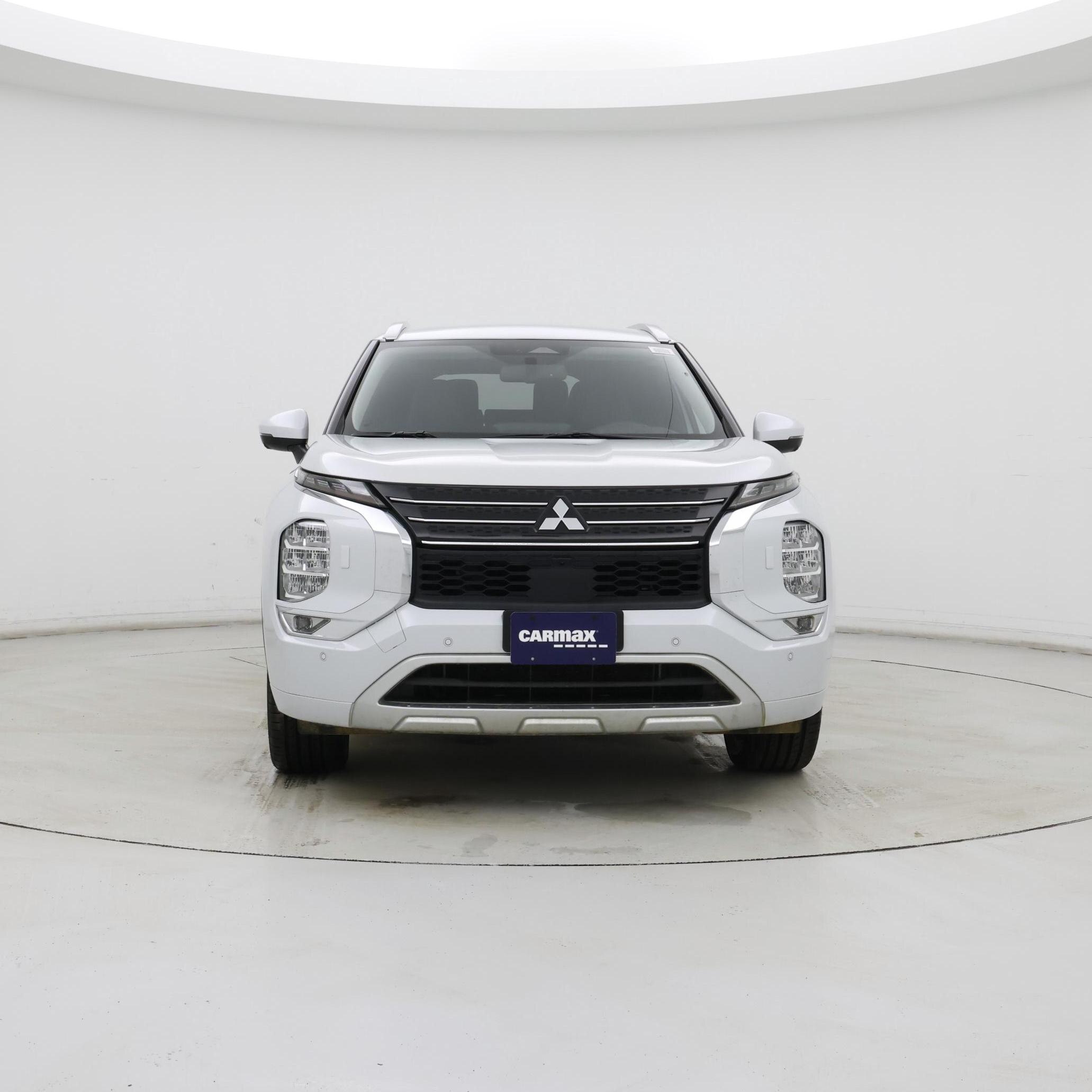 Thumbnail: 2023 Mitsubishi Outlander - 5