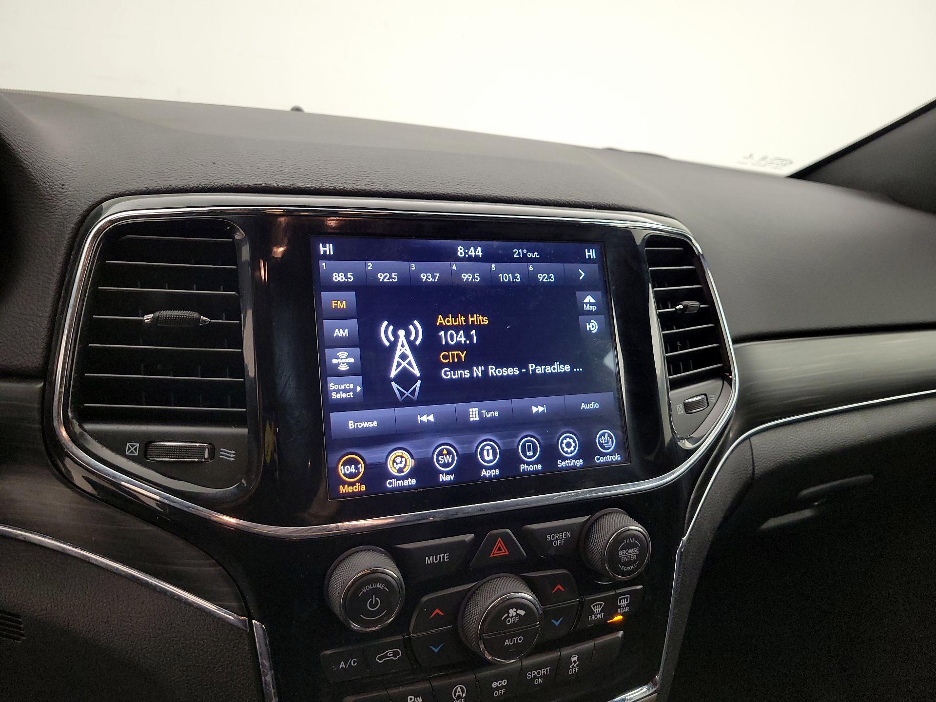 Thumbnail: 2021 Jeep Grand Cherokee - 16