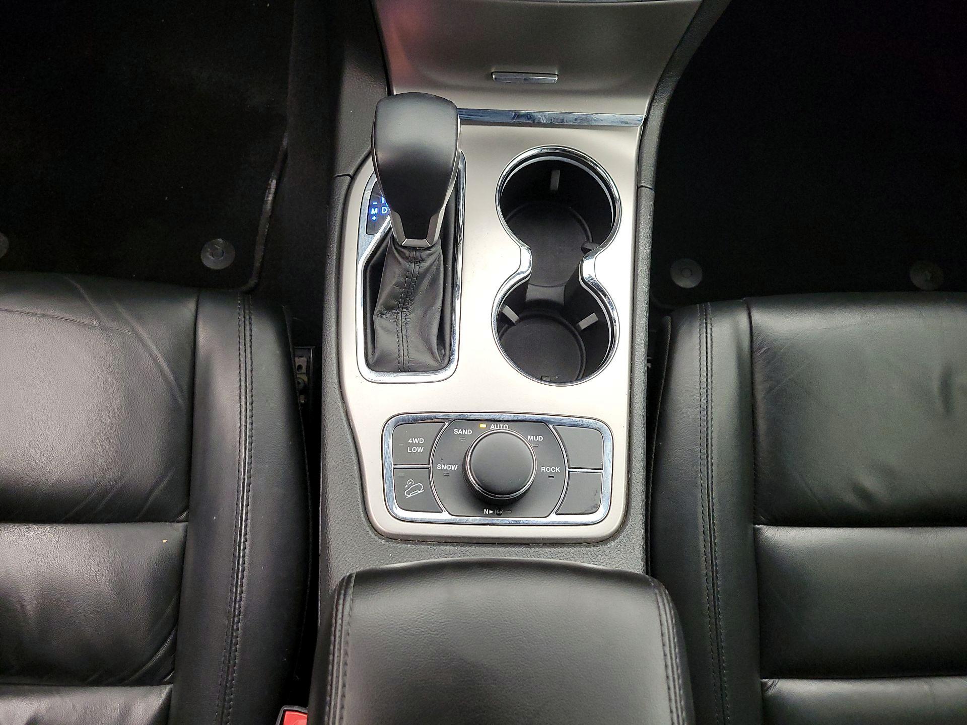 Thumbnail: 2021 Jeep Grand Cherokee - 18